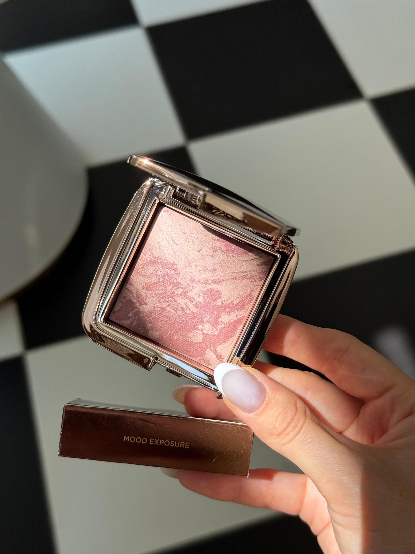 HOURGLASS Ambient Lighting Blush - Mood Exposure