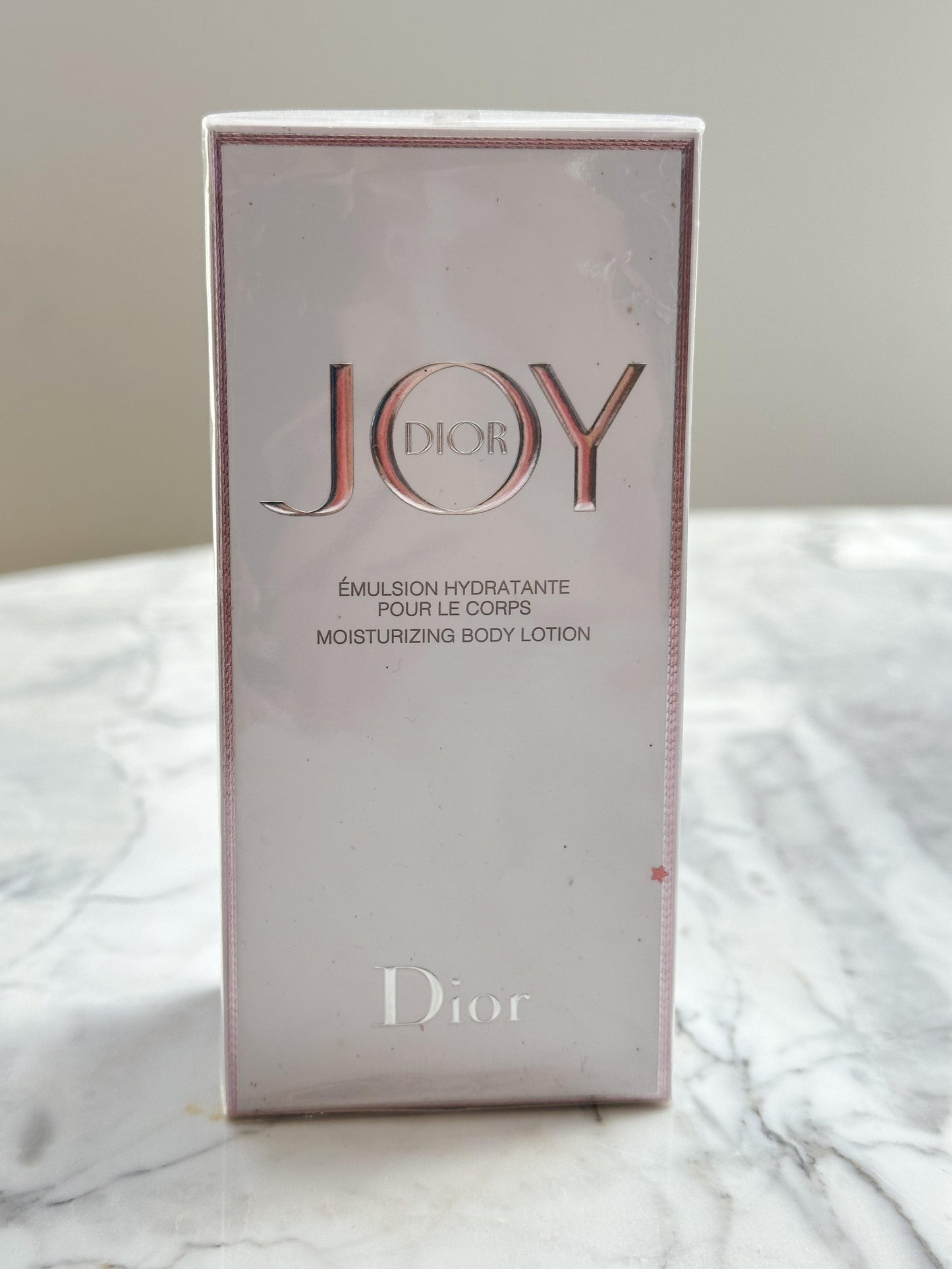 DIOR Joy
Moisturizing Body Lotion