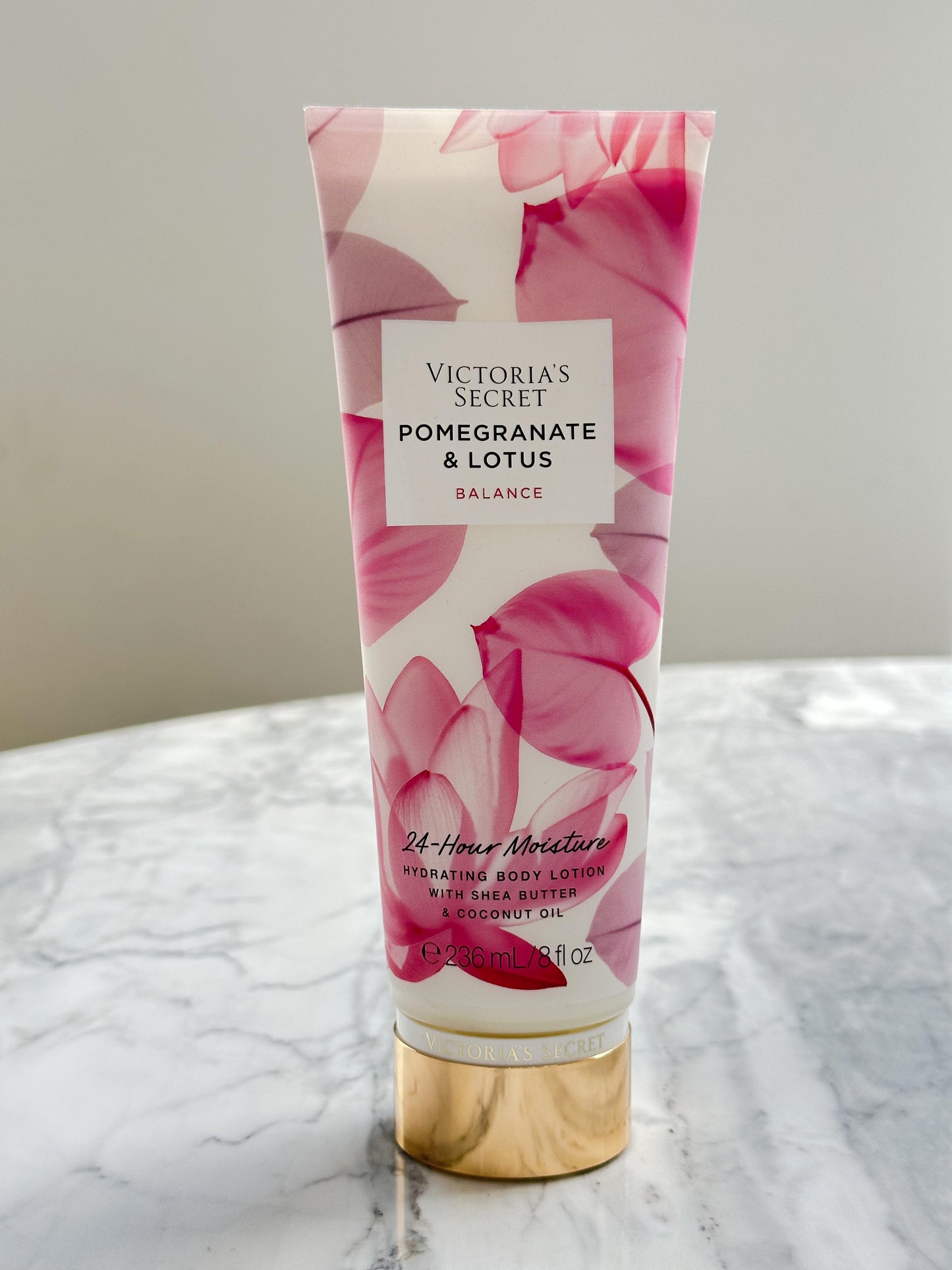 VICTORIA’S SECRET Pomegranate & Lotus Body Lotion