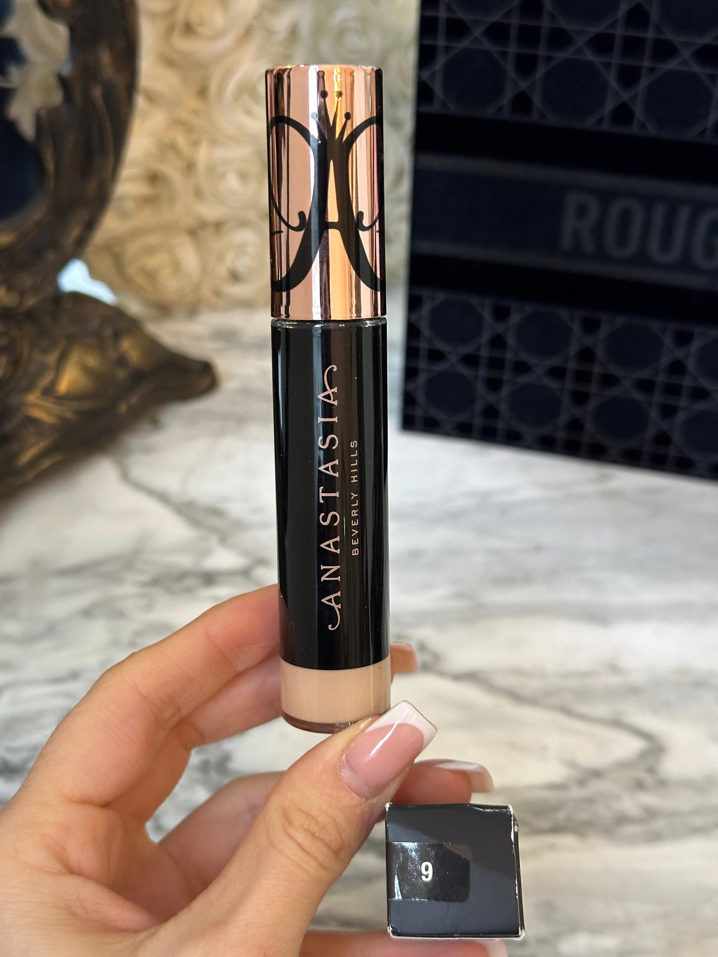 ANASTASIA BEVERLY HILLS Magic Touch Concealer - Medium