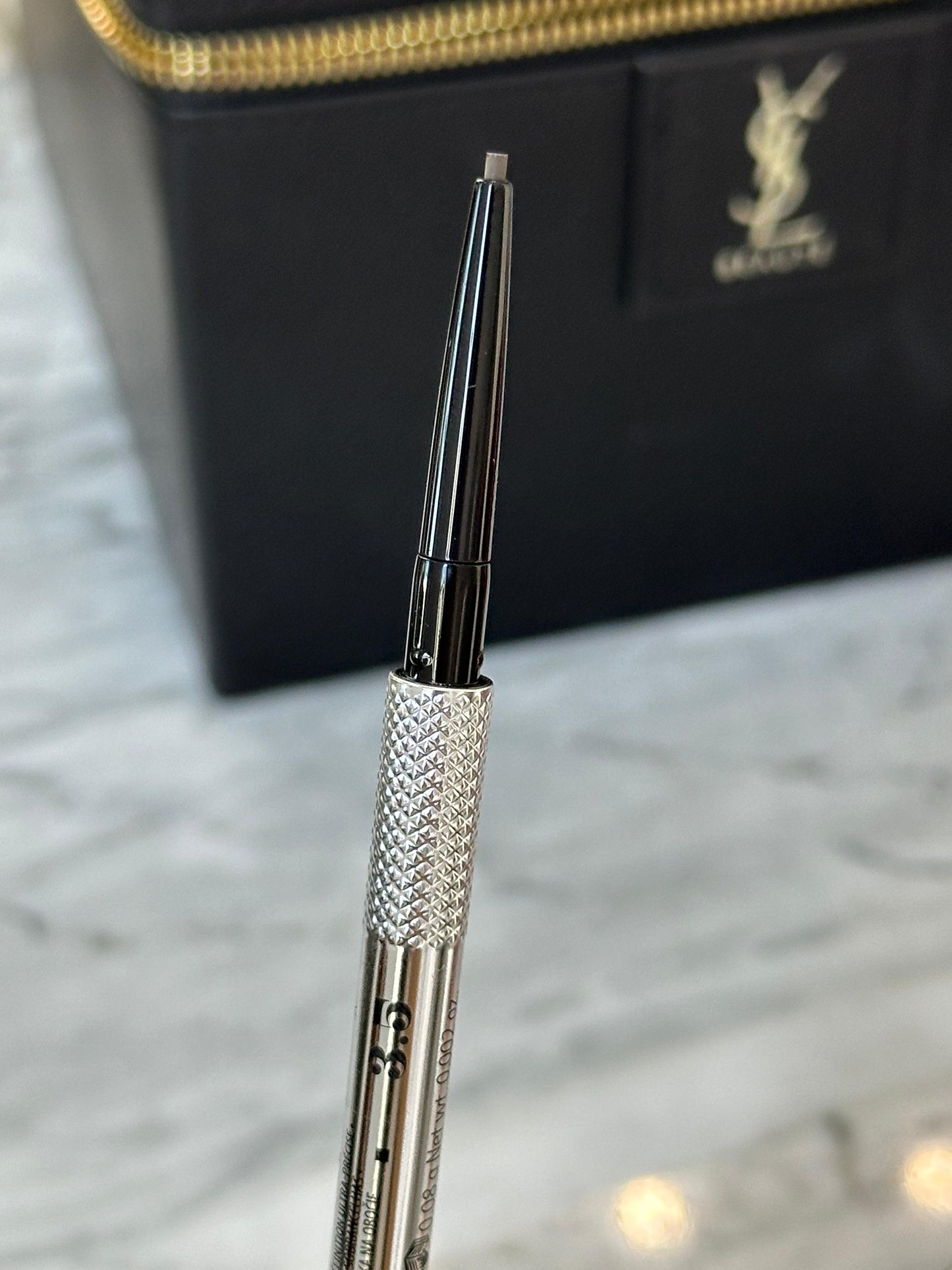 BENEFIT Precisely, My Brow Pencil (6)
Ultra-Fine Brow Defining Pencil