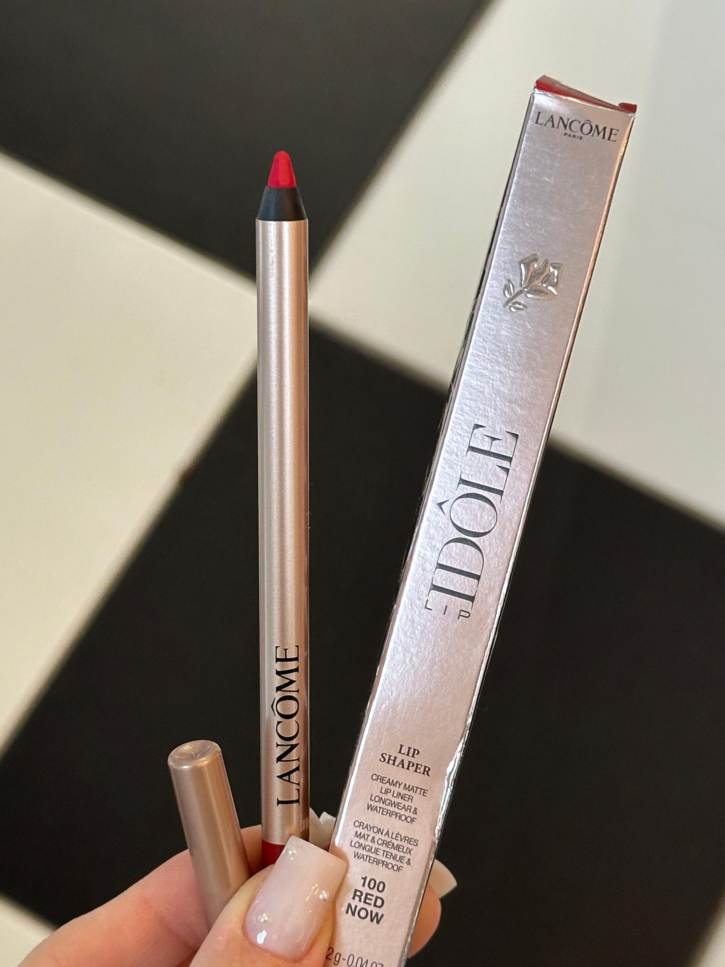 LANCÔME Lip Idôle Lip Shaper
Creamy Matte Lip Liner (100)