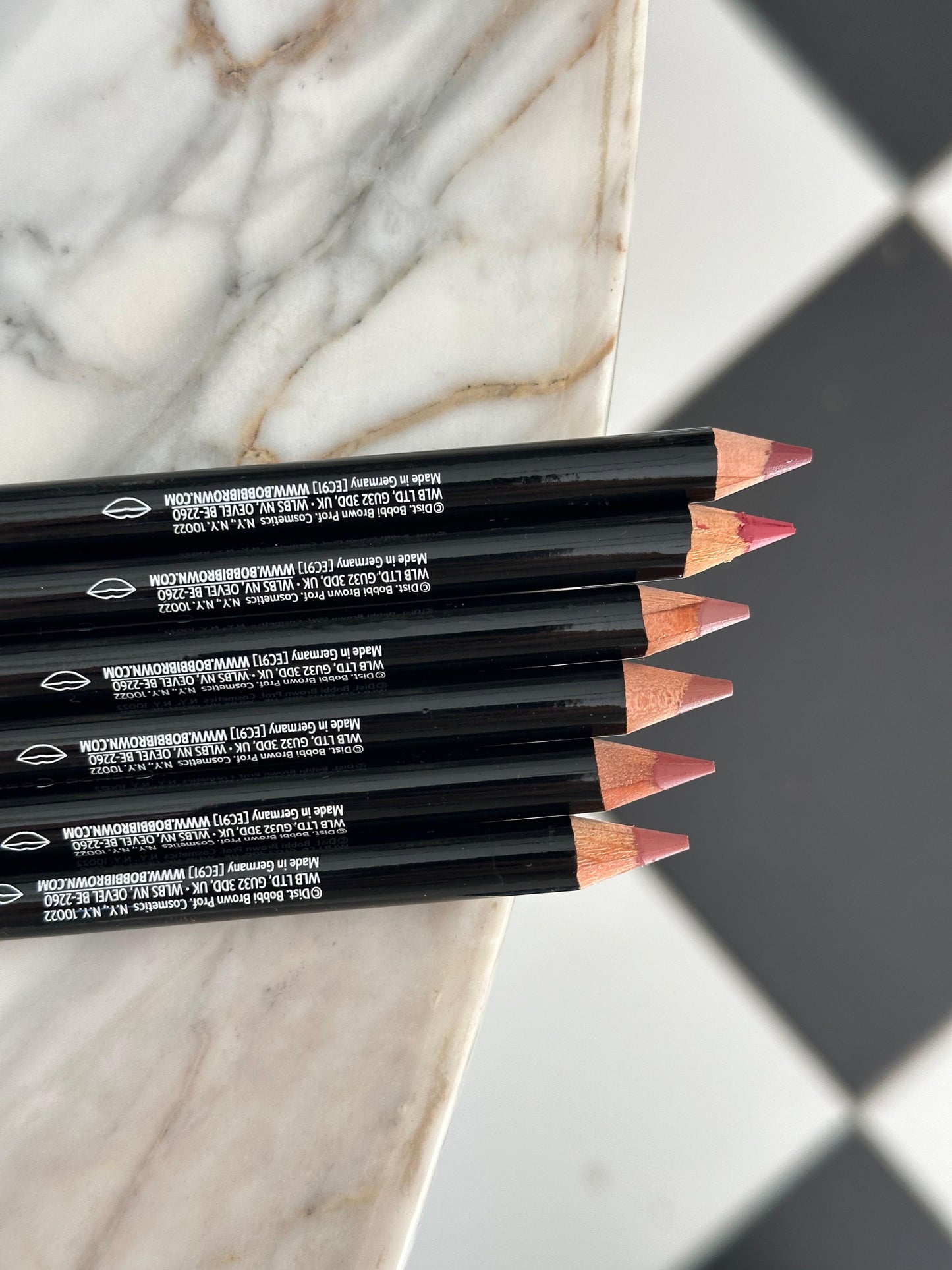 BOBBI BROWN
Lip Liner Pencil - Rum Raisin