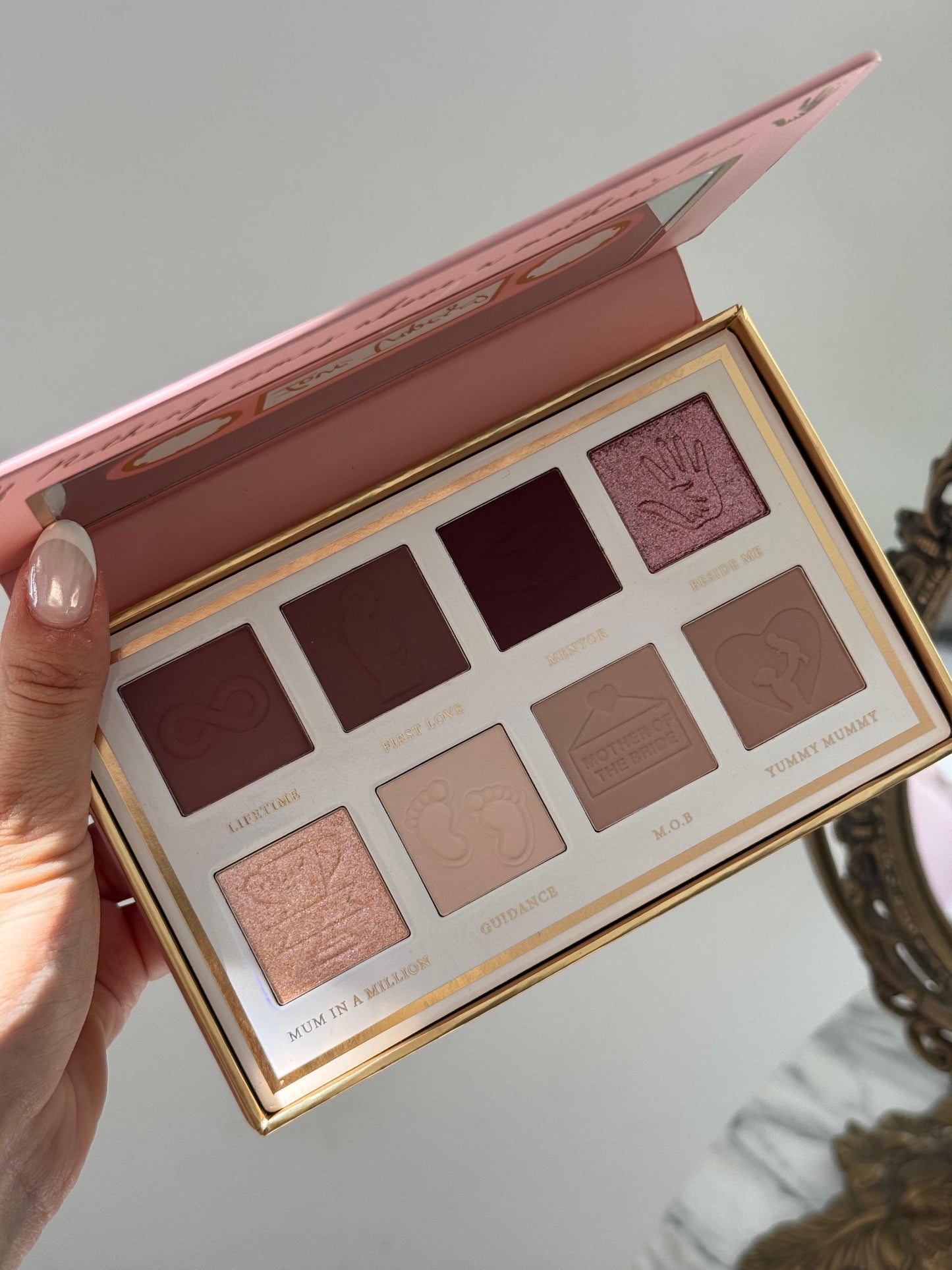 P.LOUISE Love Tapes Eyeshadow Palette - Lady In Charge