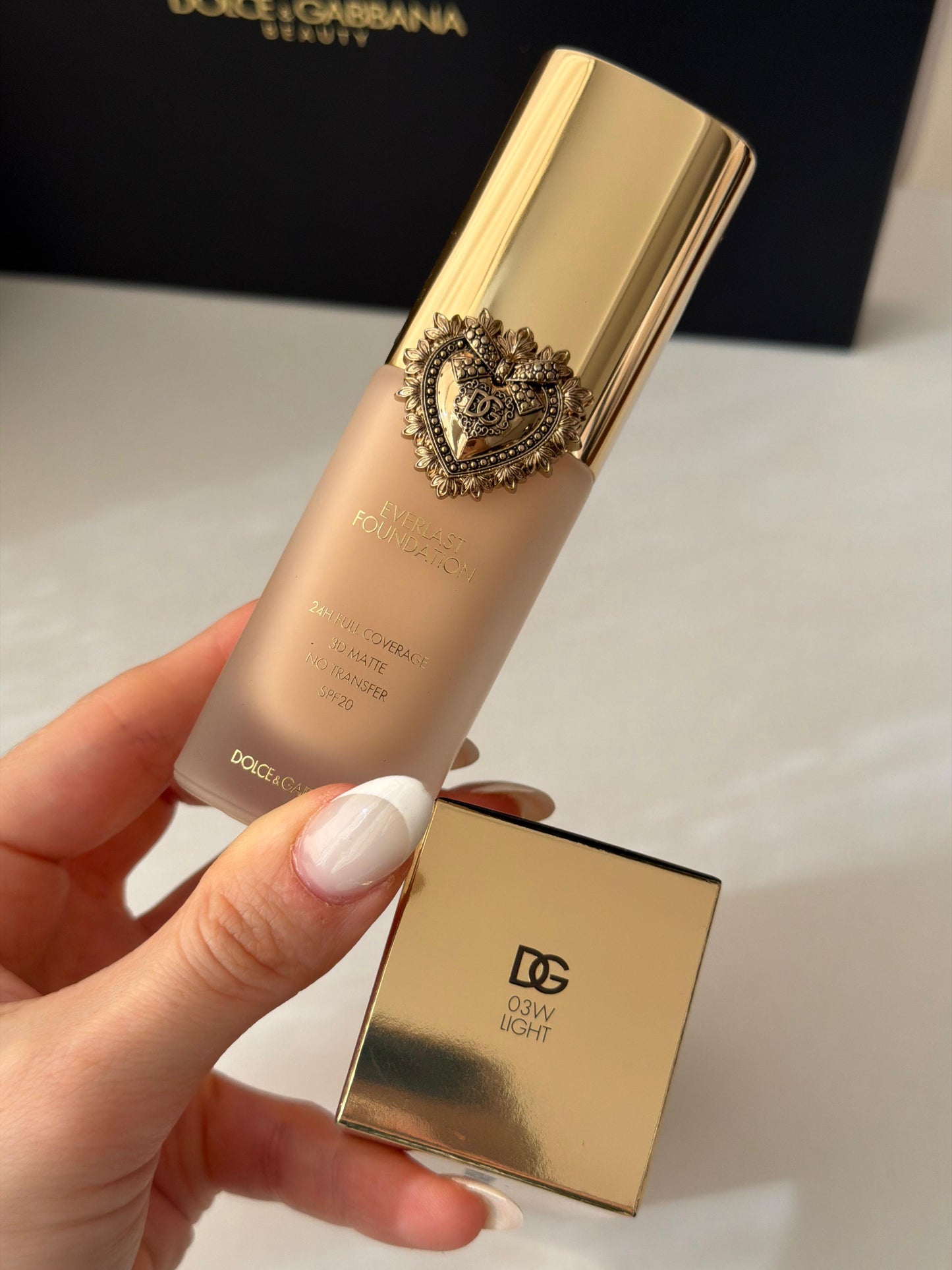 DOLCE&GABBANA Everlast Foundation (03W)
24H Full Coverage, 3D Matte, No Transfer SPF20