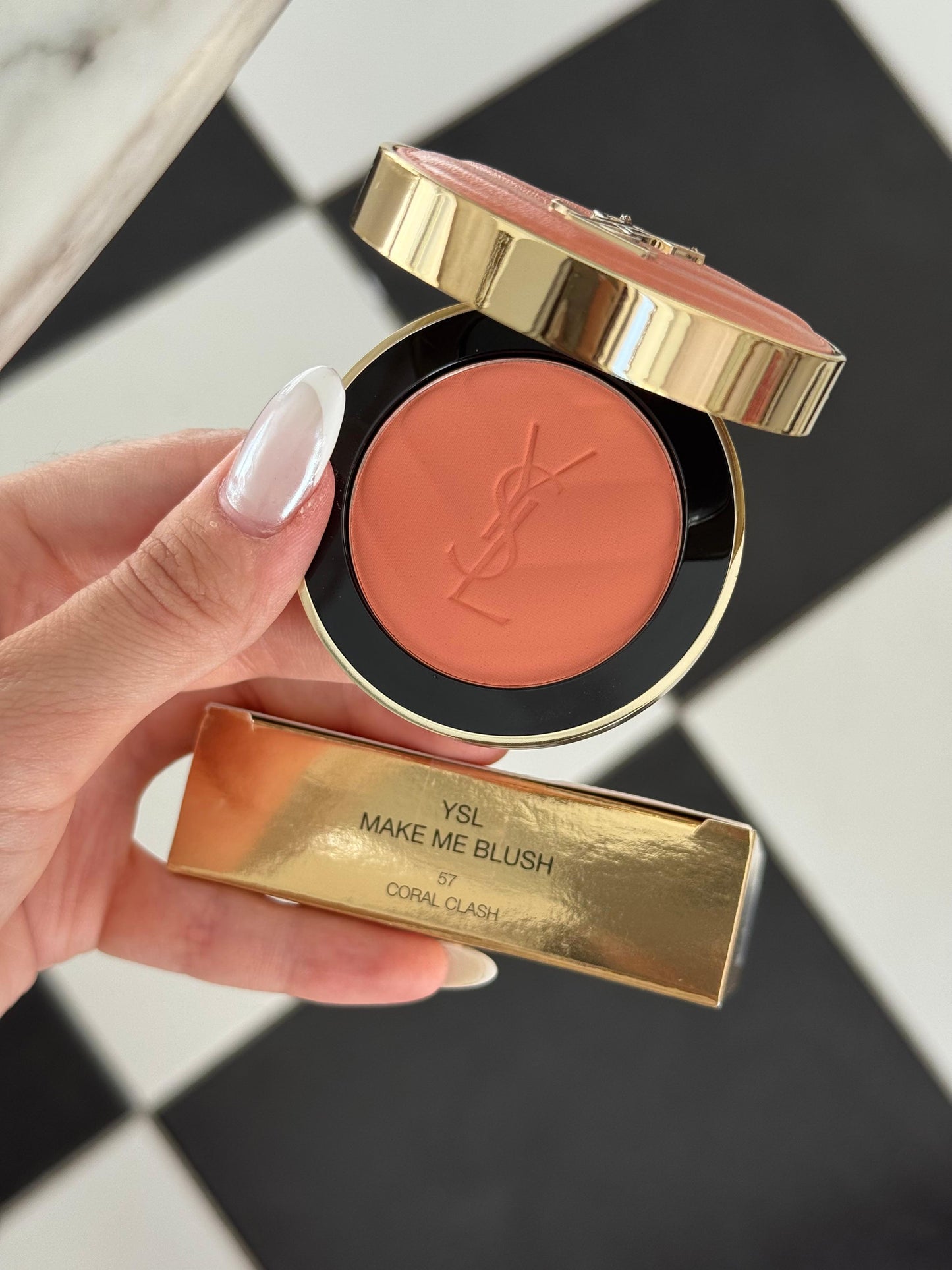 YSL Make Me Blush - Bold Blurring Blush (57)