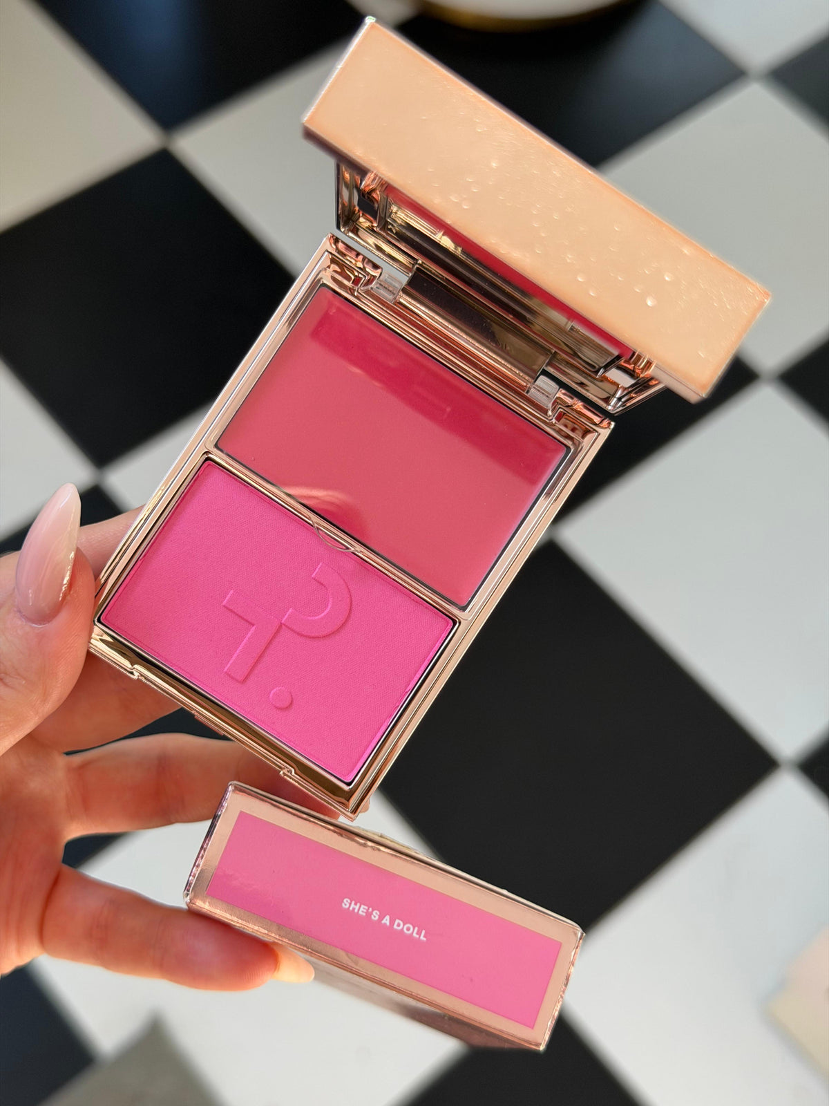 PATRICK TA
Double Take Crème & Powder Blush Duo - She’s A Doll