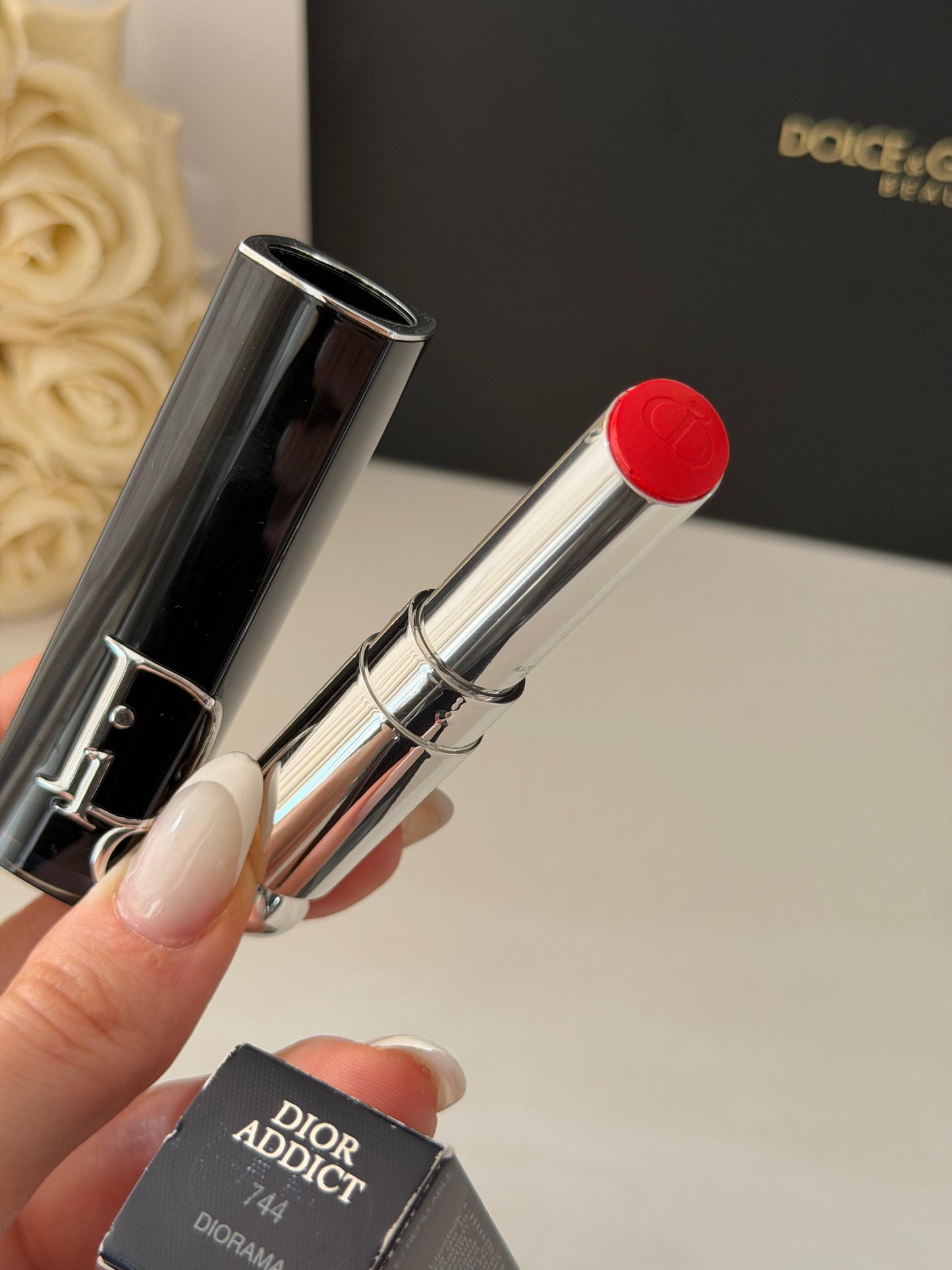 DIOR Addict
Hydrating Shine Lipstick (744)