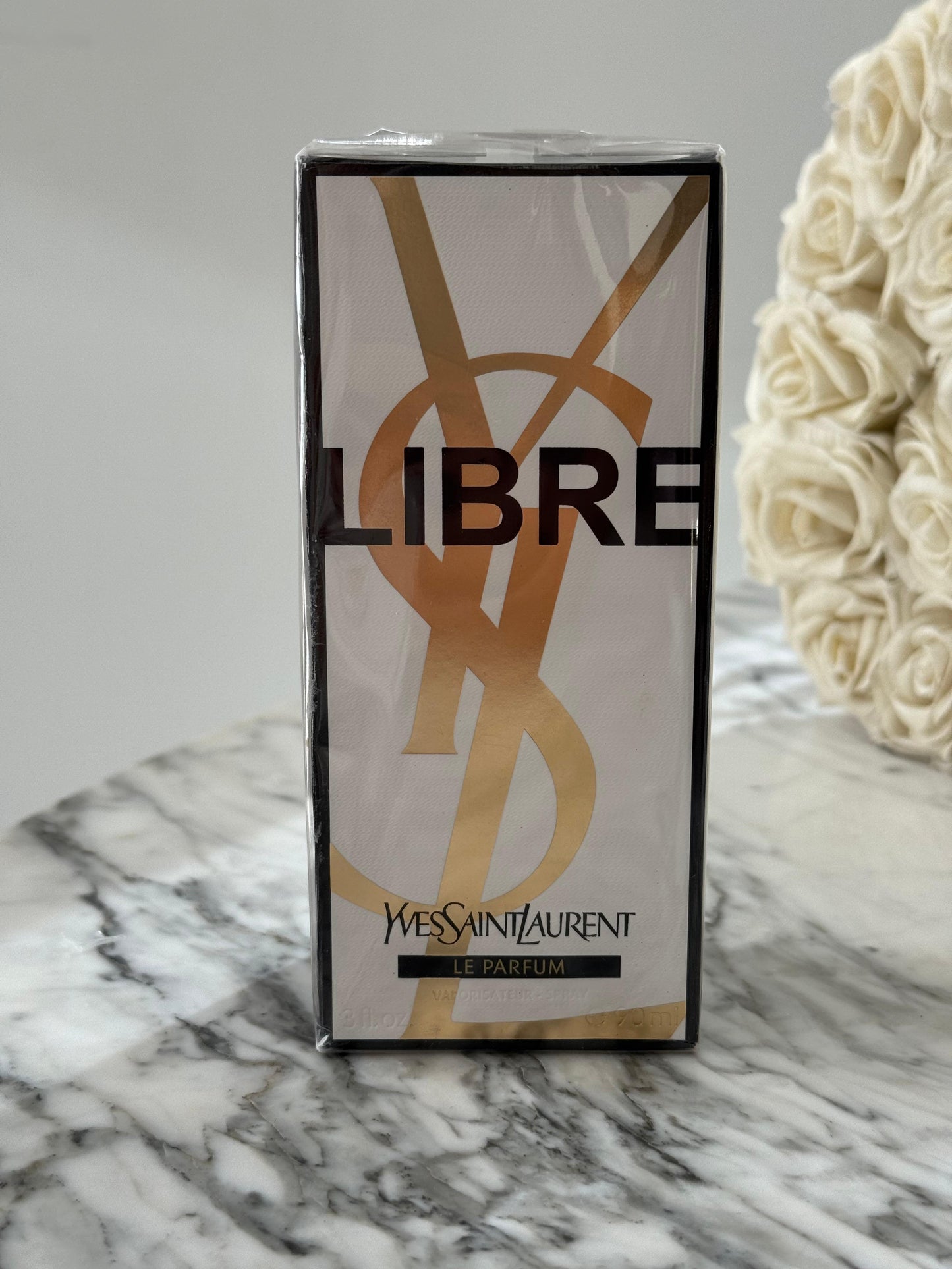 YSL Libre Le Parfum
A Floral Fragrance With Lavander, Orange Blossom, And Saffron Accord