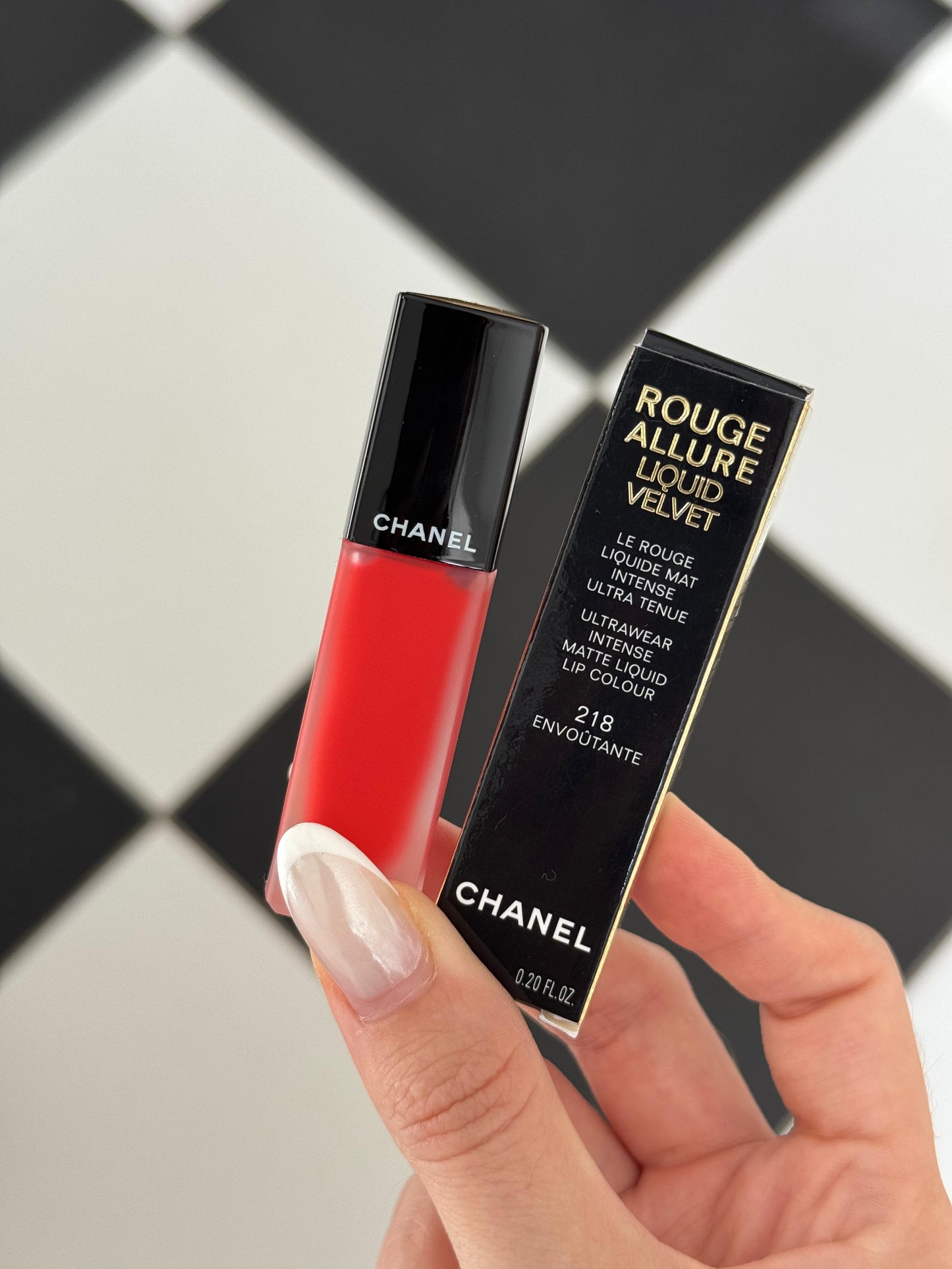 CHANEL Rouge Allure Liquid Velvet (218) - Ultrawear Intense Matte Liquid Lipstick