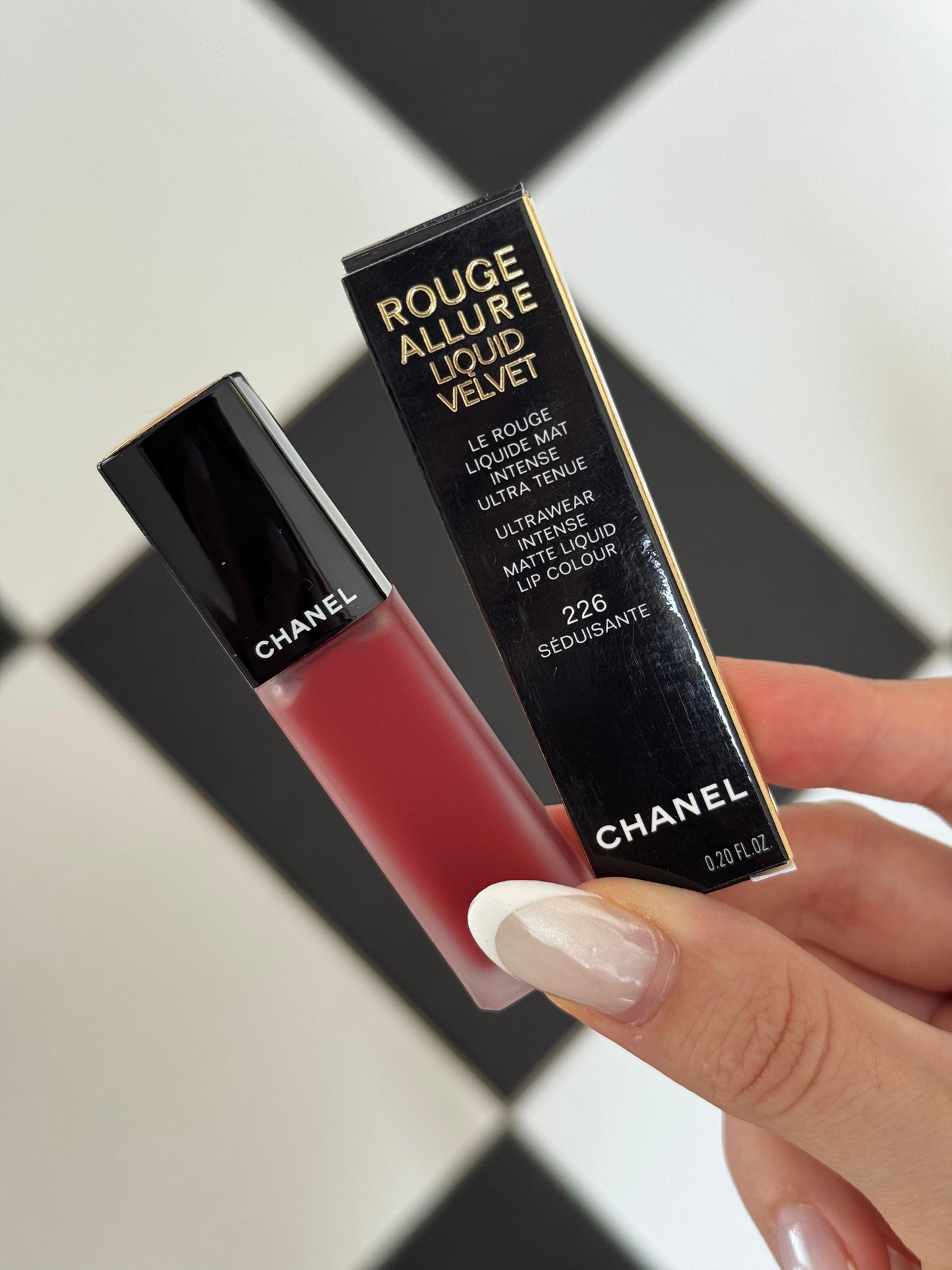 CHANEL Rouge Allure Liquid Velvet (226) - Ultrawear Intense Matte Liquid Lipstick