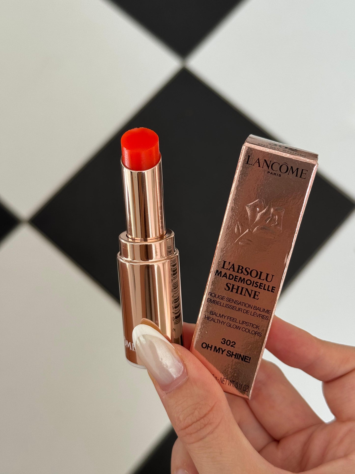 LANCÔME
L'Absolu Mademoiselle Shine (302)
Balmy Healthy Glow Lipstick