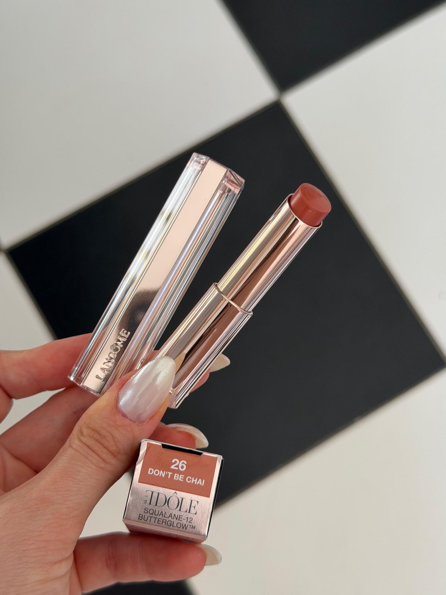 LANCÔME Lip Idôle Squalane-12 Butterglow™ Hydrating Lip Balm (26)