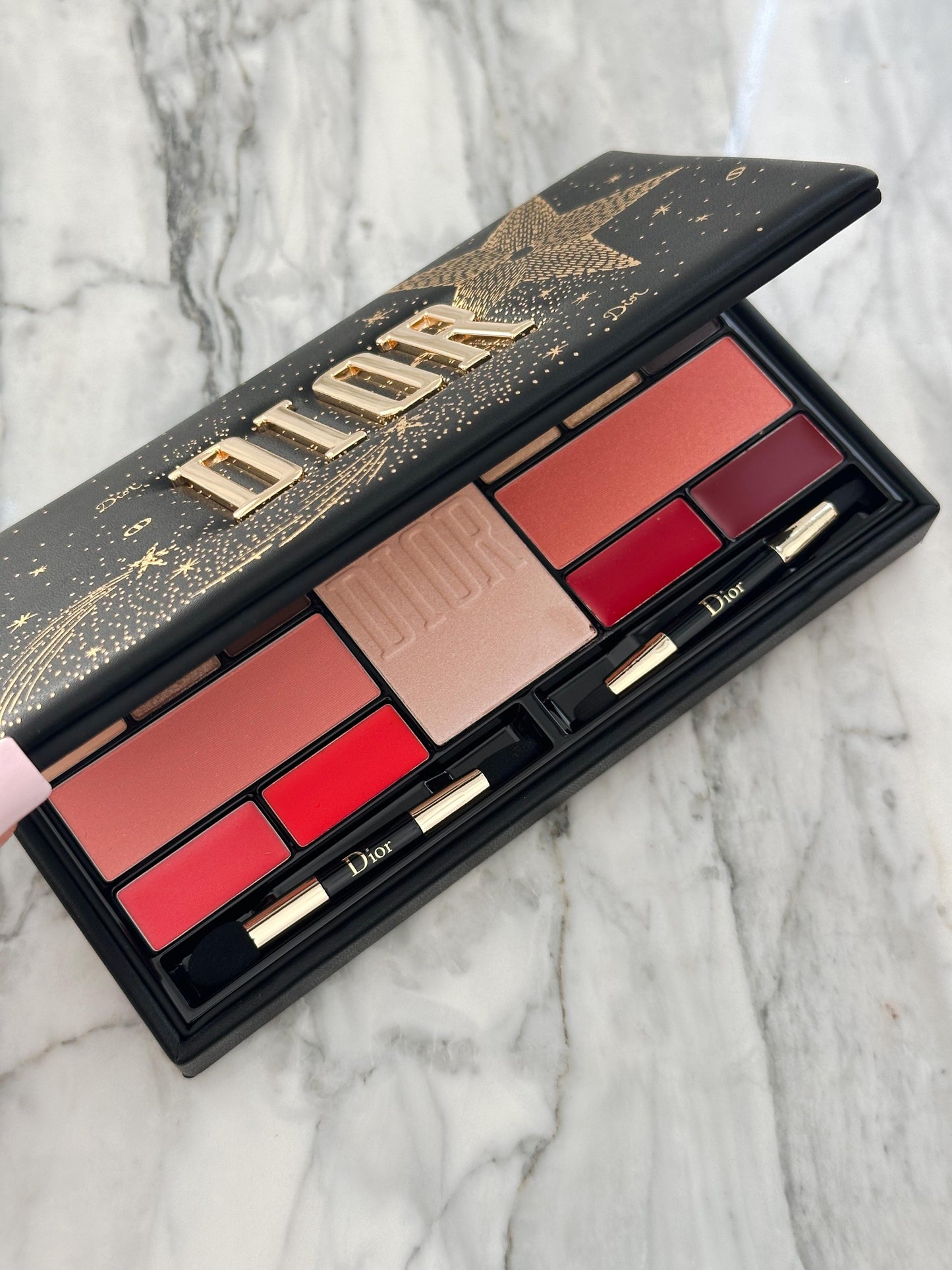 DIOR
Sparkling Couture Palette - Color & Shine Essentials For Face, Eyes & Lips