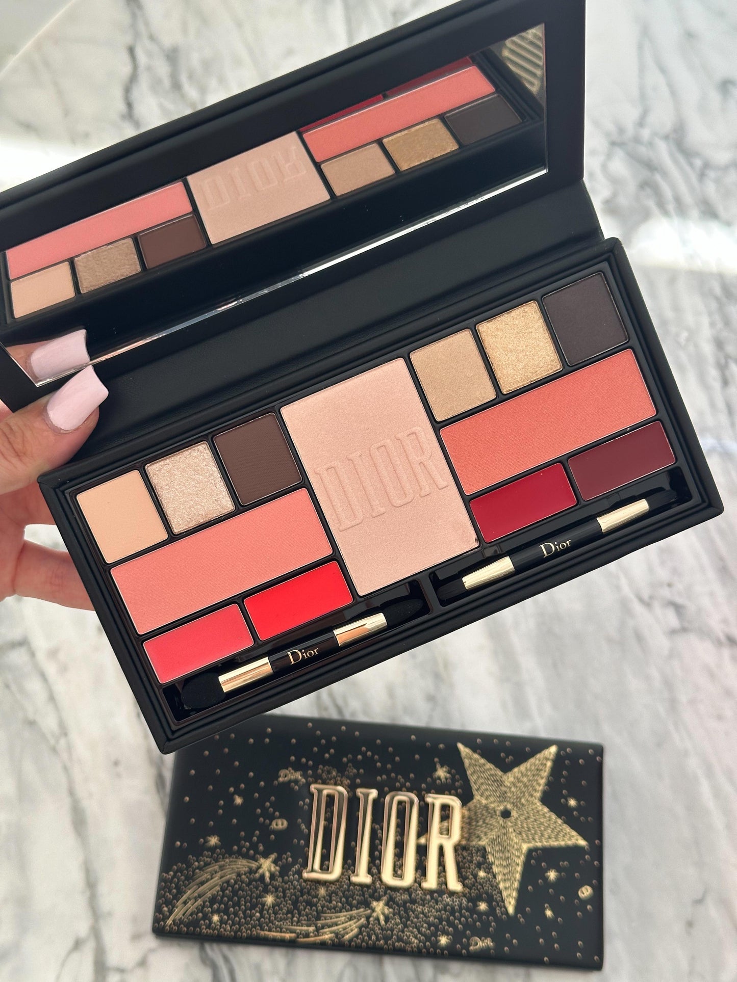 DIOR
Sparkling Couture Palette - Color & Shine Essentials For Face, Eyes & Lips