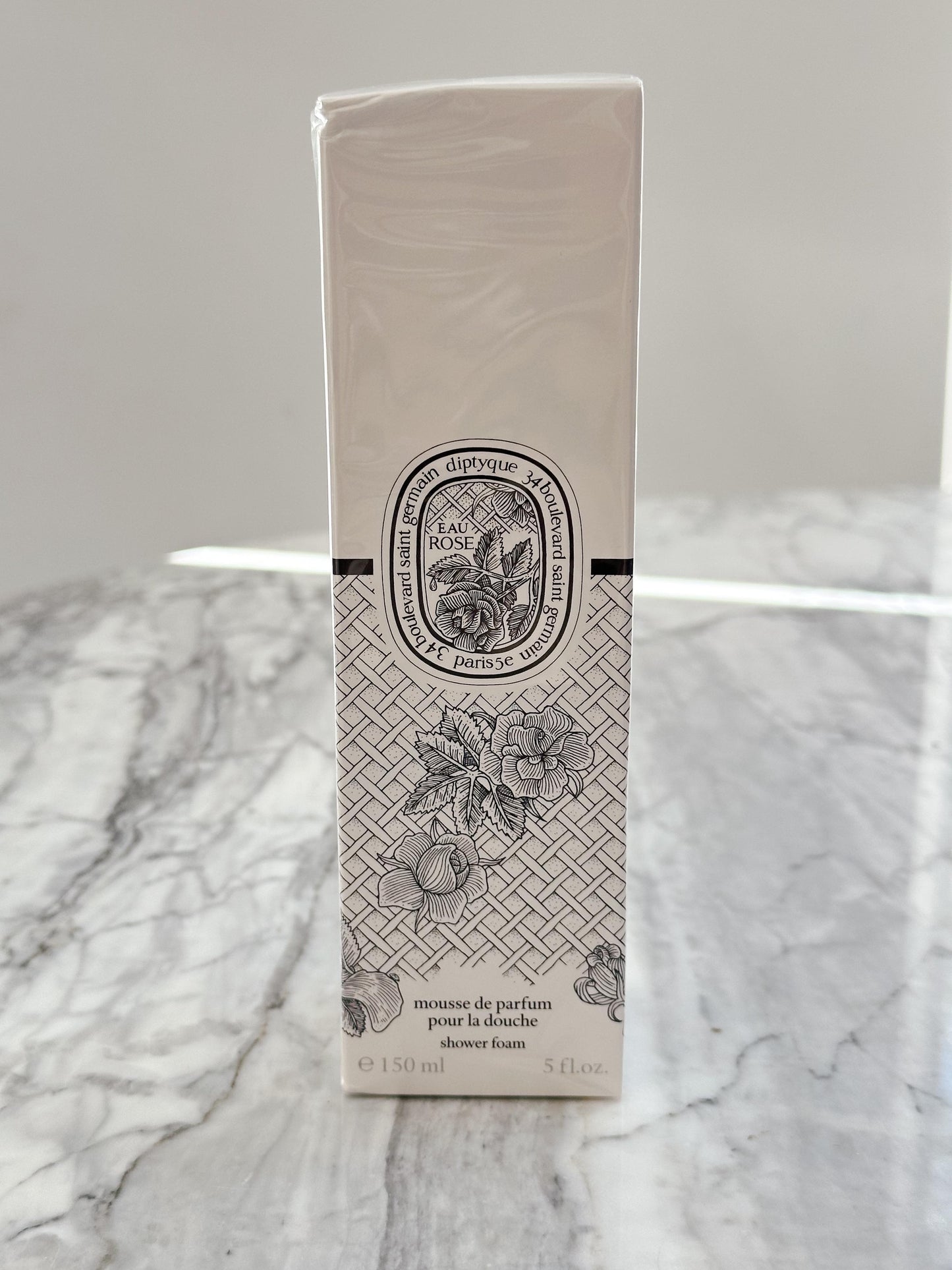 DIPTYQUE Eau Rose
Scented Shower Foam
