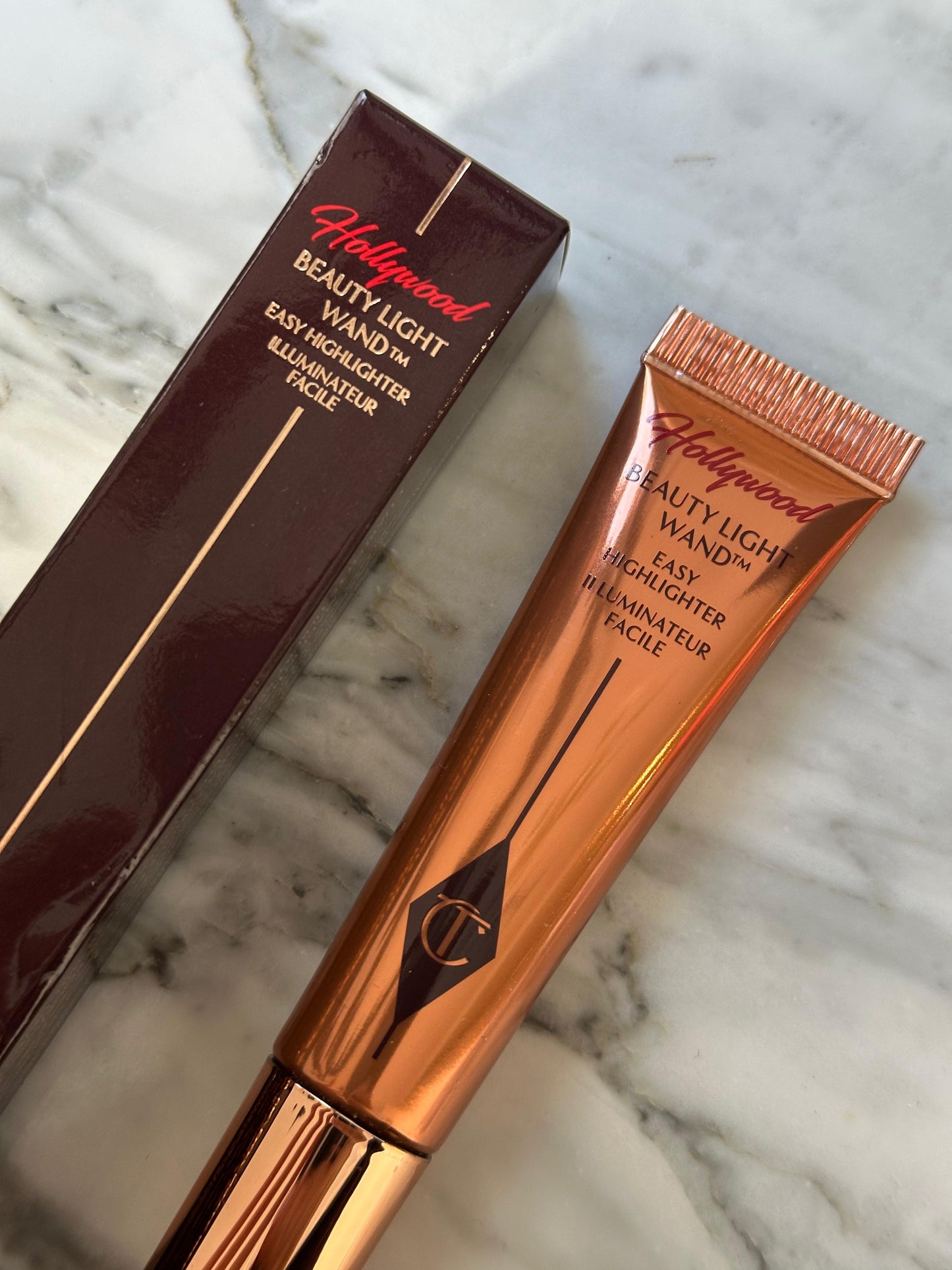 CHARLOTTE TILBURY
Hollywood Beauty Light Wand - Spotlight Liquid Highlighter