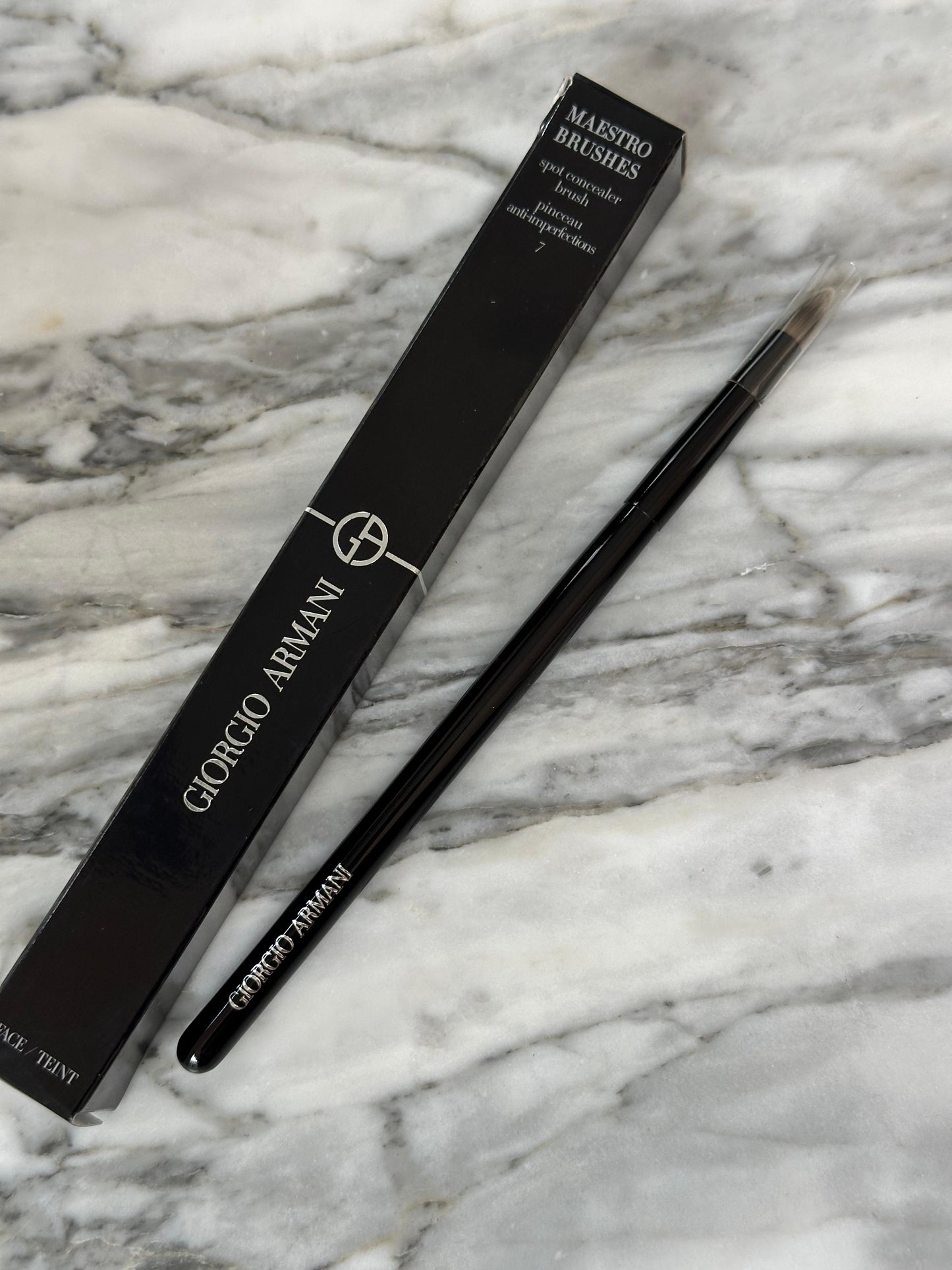 ARMANI Maestro Brushes - Spot Concealer Brush (7)