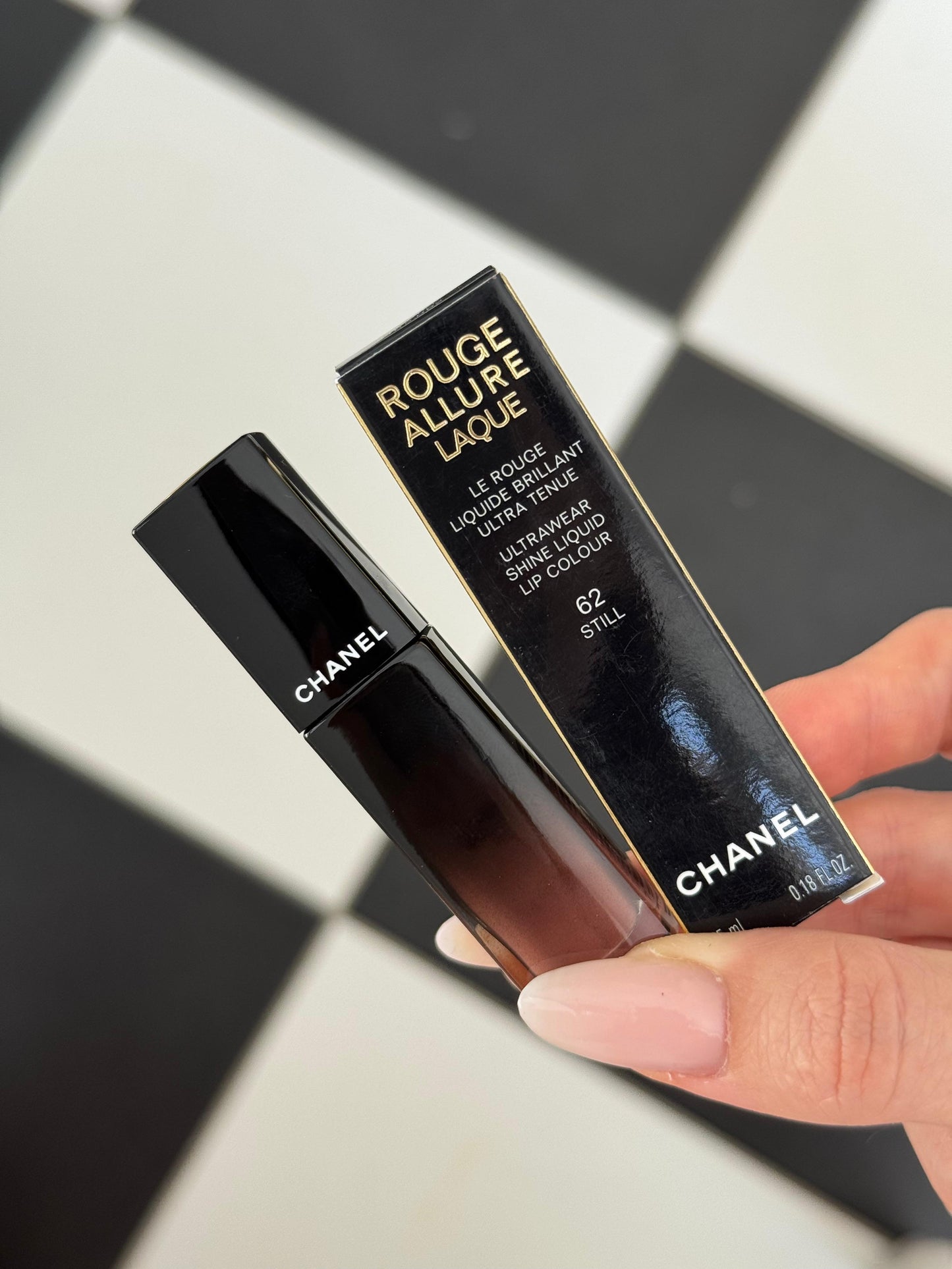 CHANEL Rouge Allure Laque (62)
Ultrawear Shine Liquid Lipstick