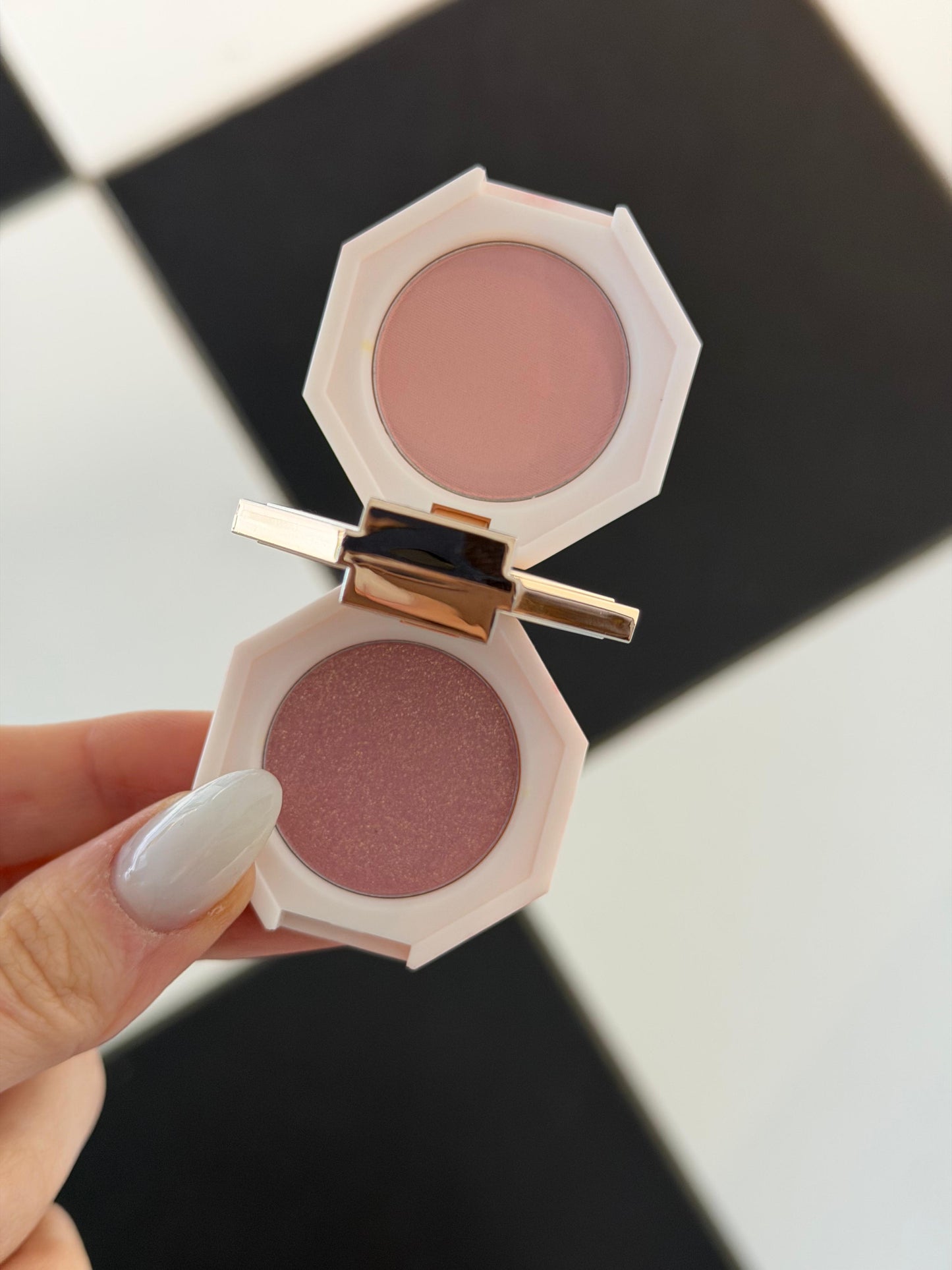 DEAR DAHLIA Blooming Edition - Blossom Palace
Paradise Dual Palette Blusher Duo