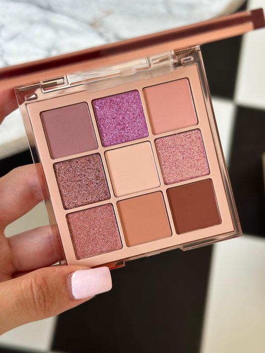 HUDA BEAUTY Nude Obsessions Eyeshadow Palette - Light