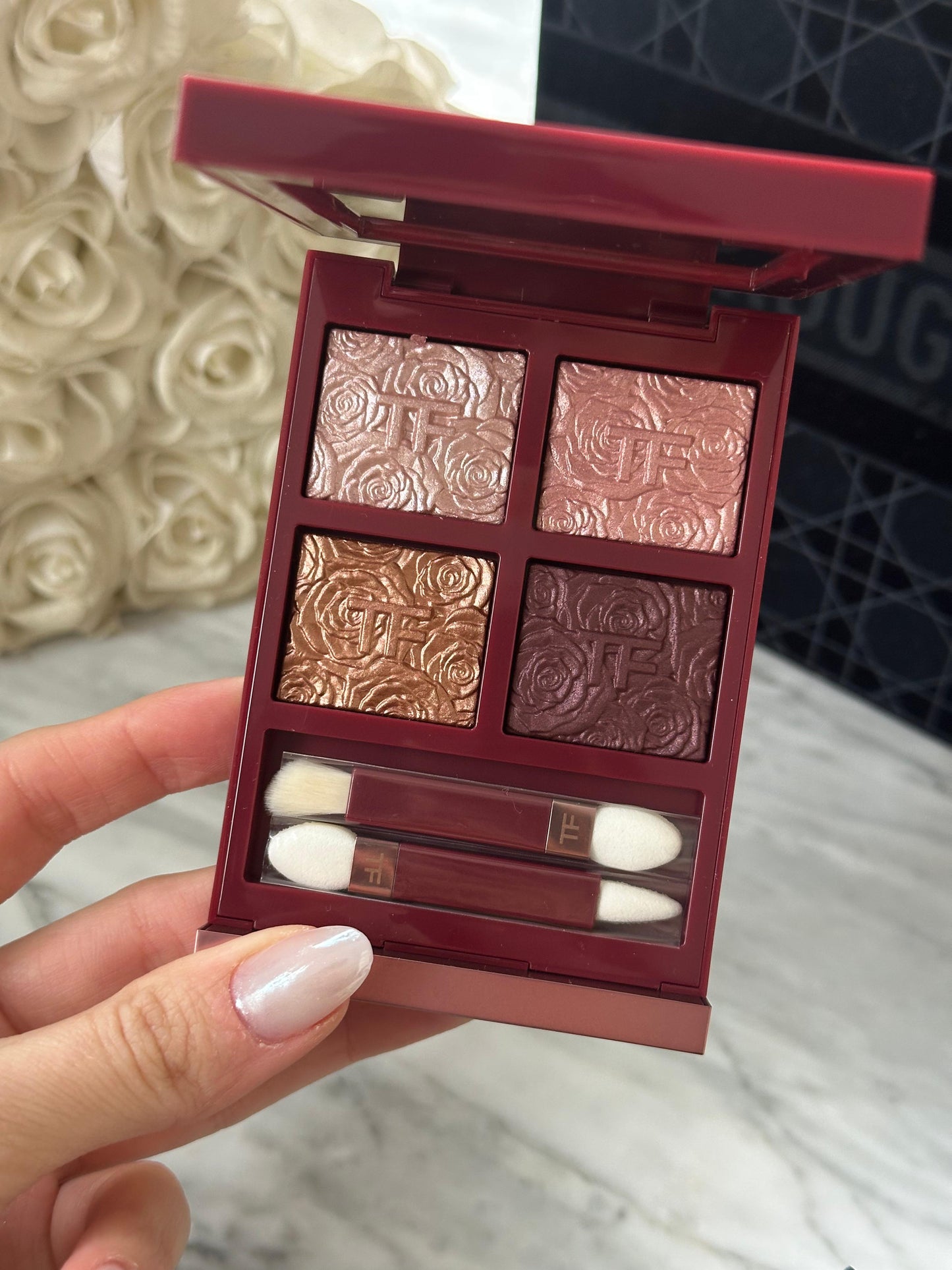 TOM FORD
Eye Color Quad Eyeshadow - Rose Exposed