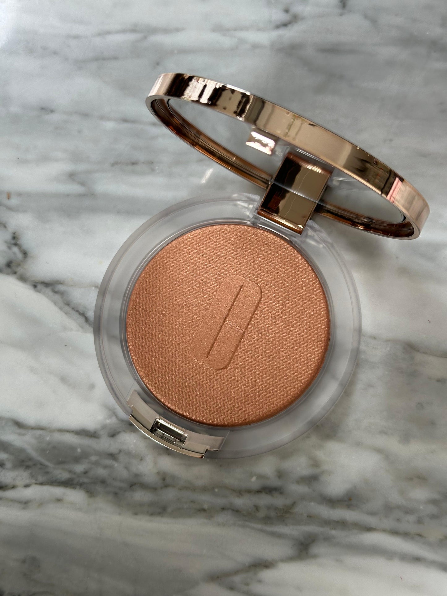CLINIQUE
True Highlight™ Weightless Illuminator