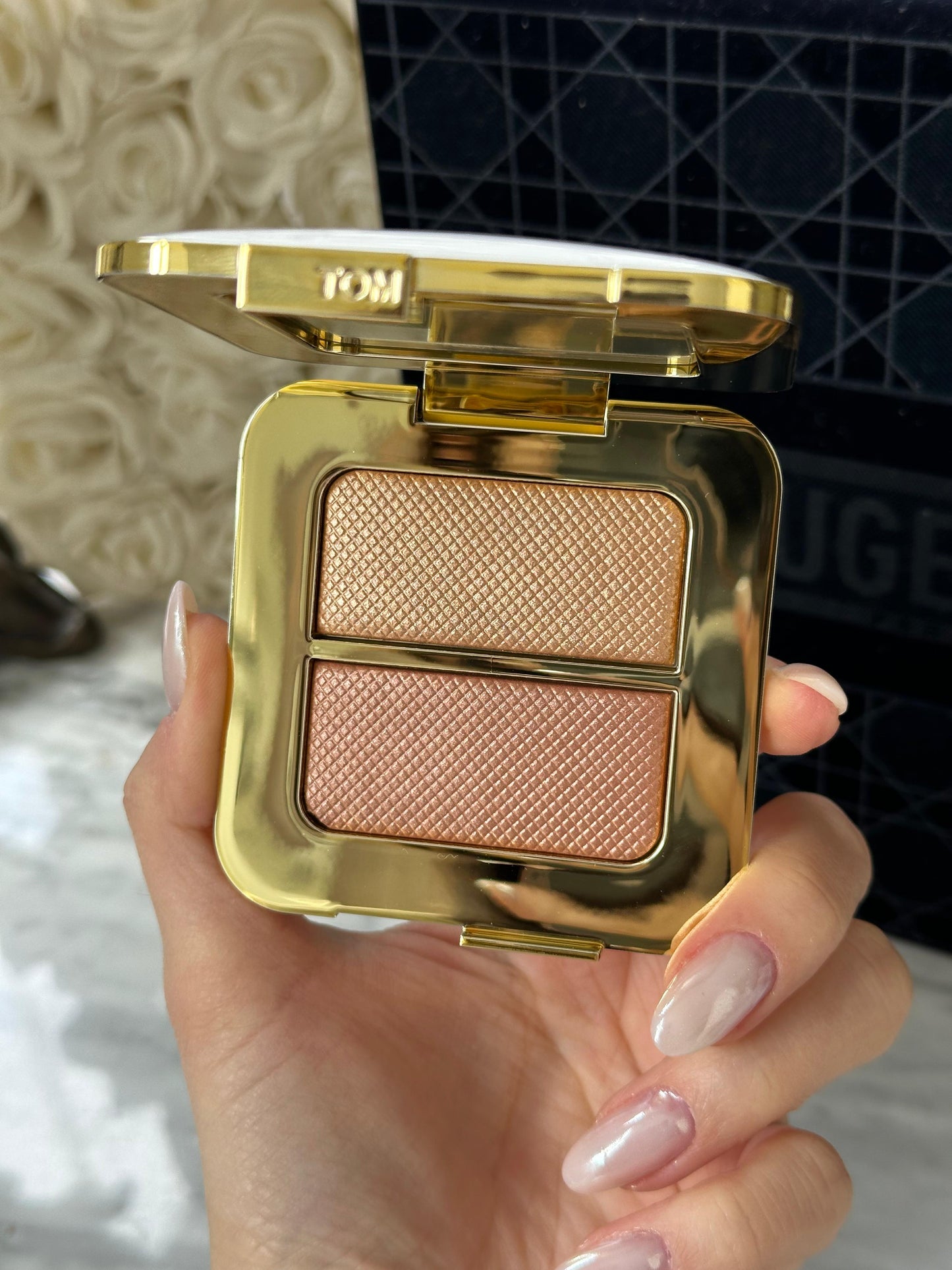 TOM FORD
Highlighting & Contouring
Sheer Duo