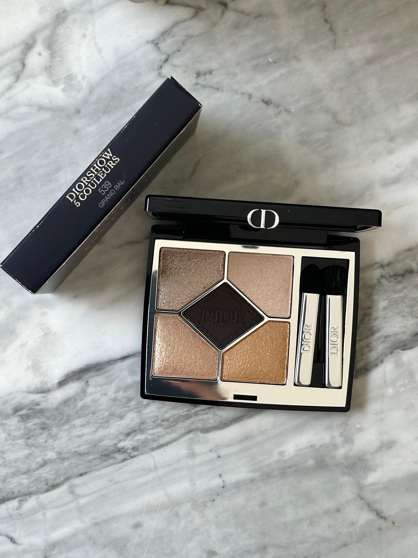DIOR Diorshow 5 Couleurs
Eye Palette - 5 Eyeshadows - High Color and Long Wear (539)
