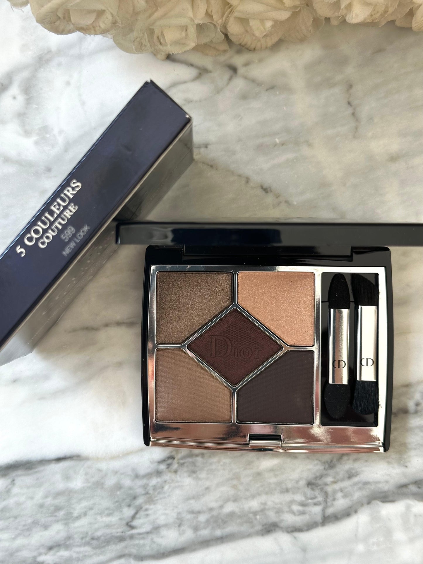 DIOR Diorshow 5 Couleurs
Eye Palette - 5 Eyeshadows - High Color and Long Wear (599)