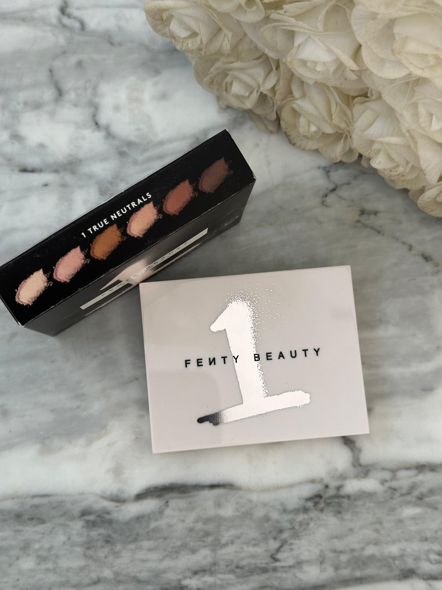 FENTY BEAUTY Snap Shadows Mix & Match Eyeshadow Palette (1)