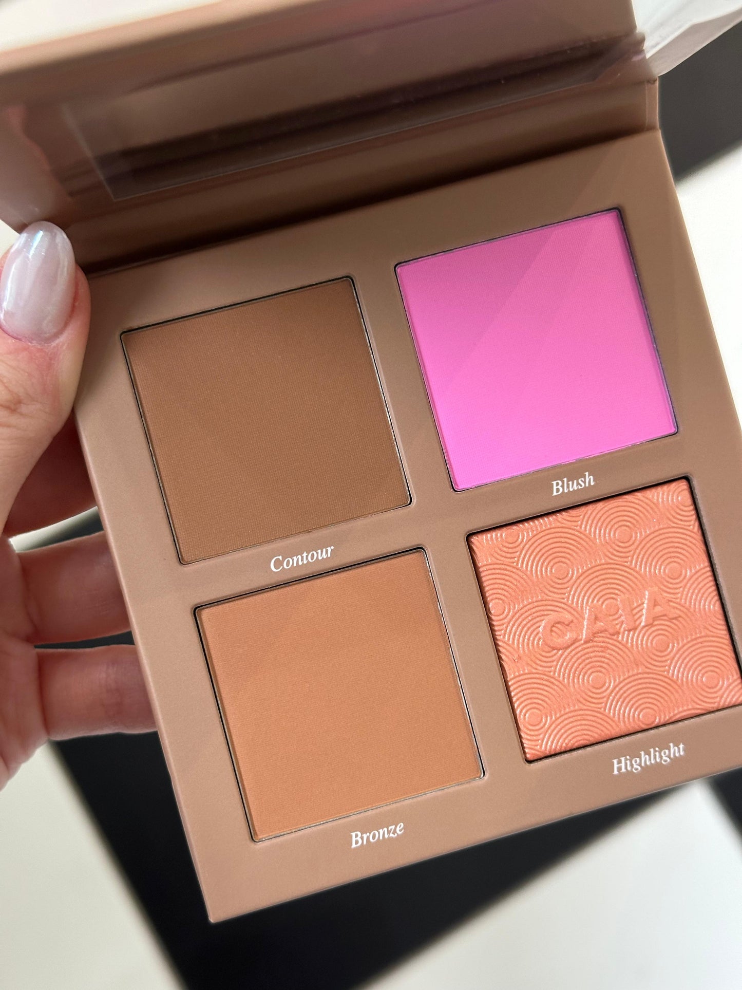 CAIA Classy Summer Face Palette