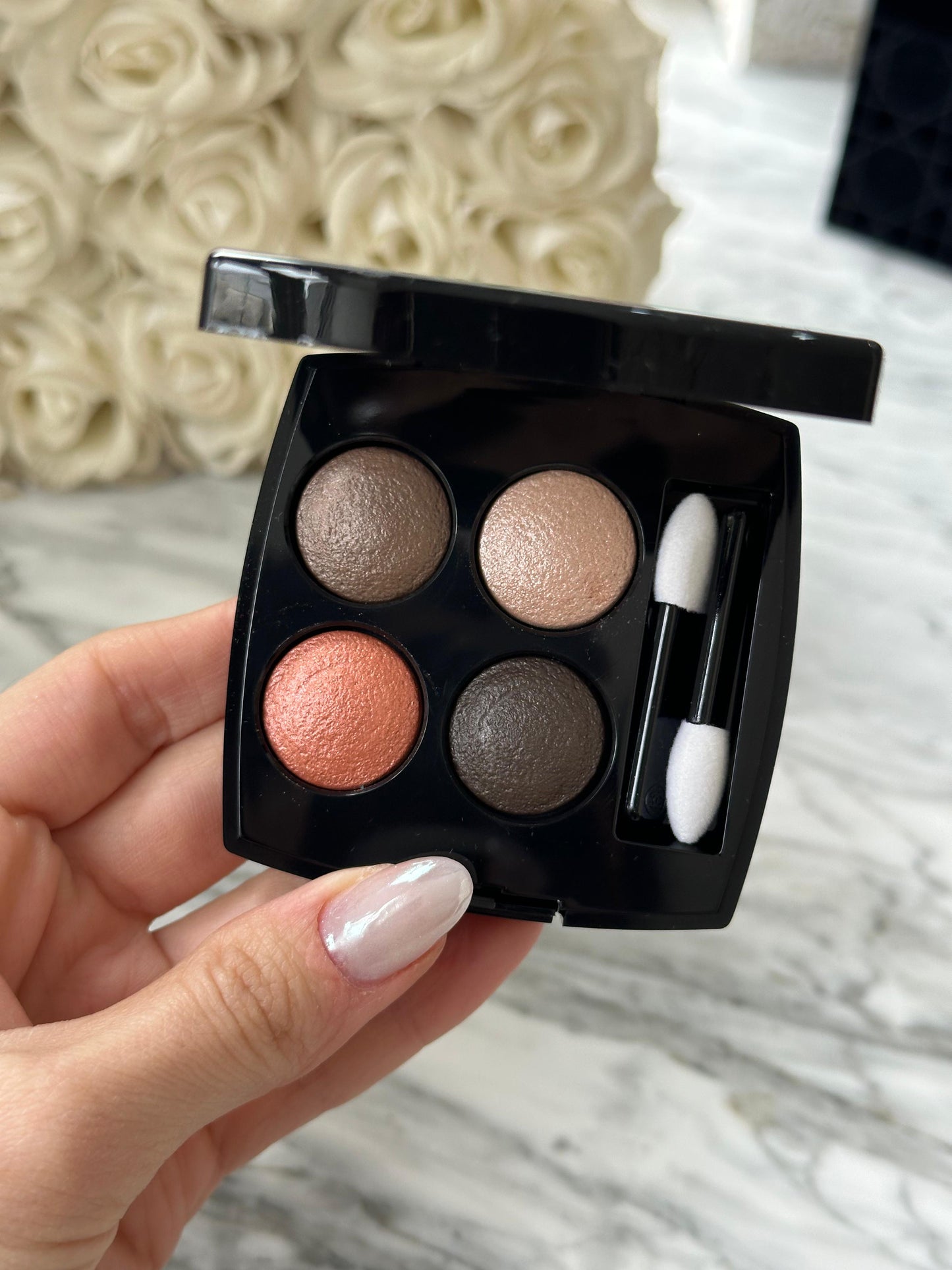 CHANEL Les 4 Ombres
Multi-Effect Quadra Eyeshadow (204)
