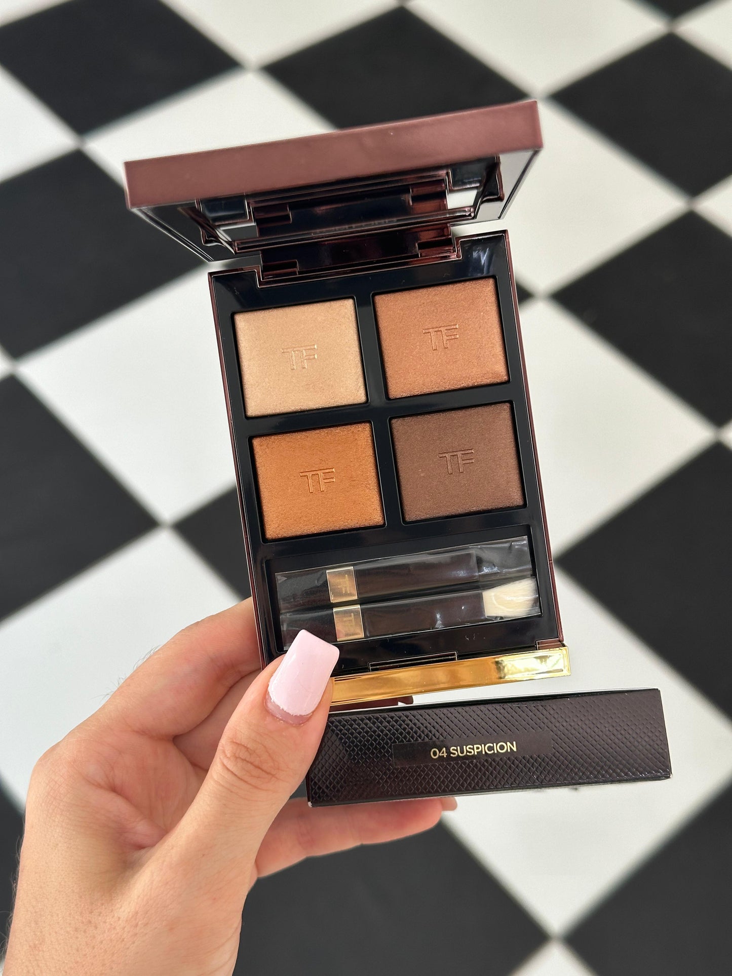 TOM FORD
Beauty Eyeshadow Color Quad Palette - Suspicion