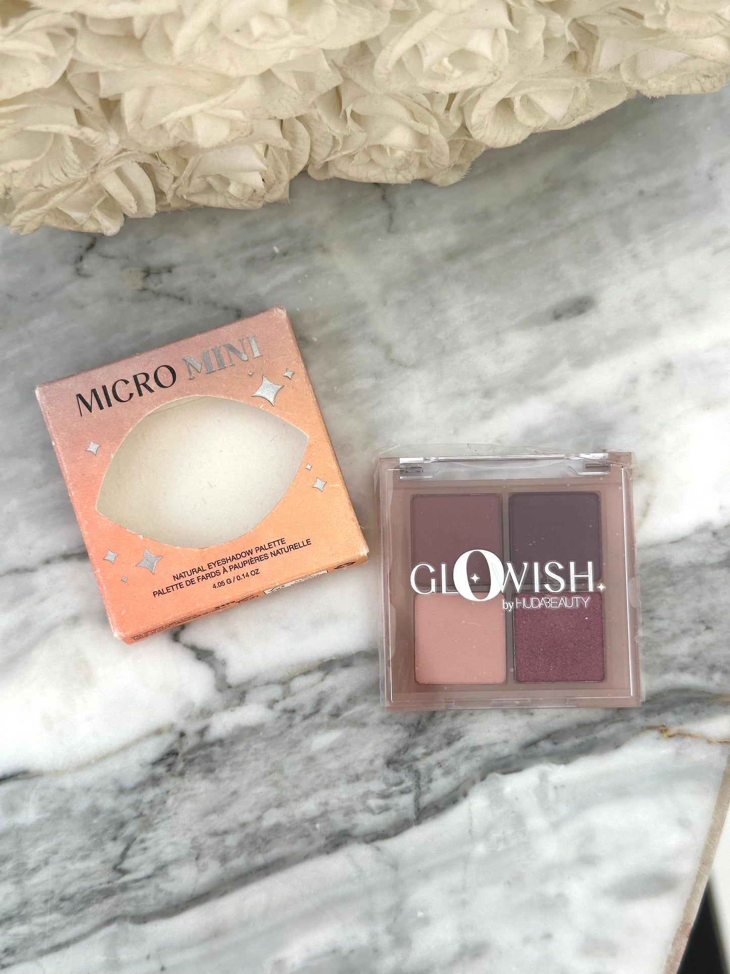 HUDA BEAUTY GloWish Micro Mini Natural Eyeshadow Palette