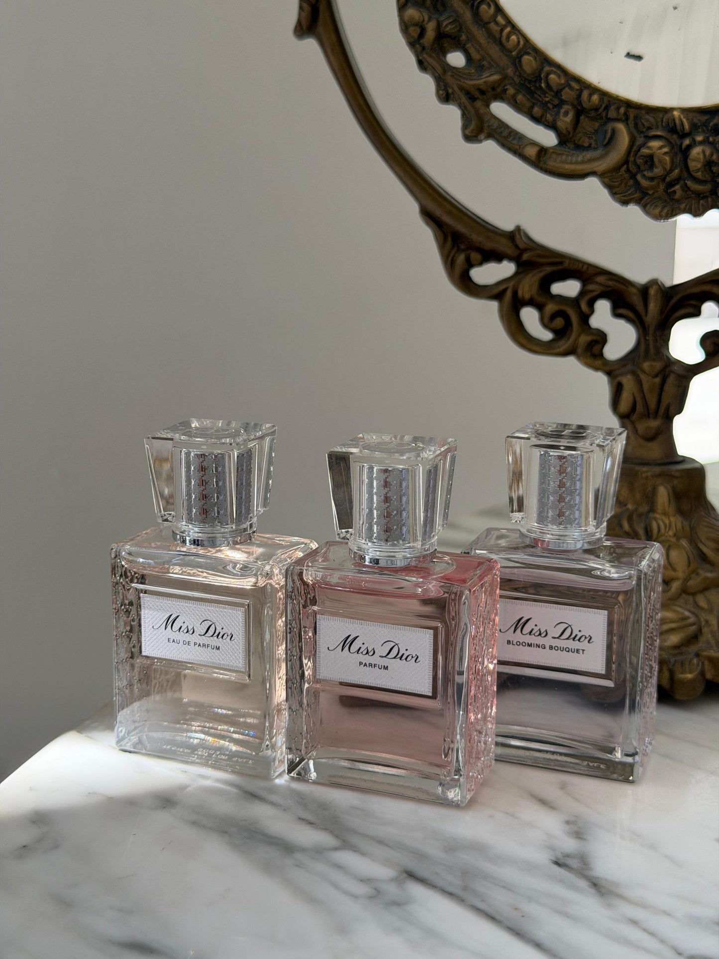 DIOR Miss Dior Roller-Pearl Eau De Parfum - Velvety and Sensual Notes