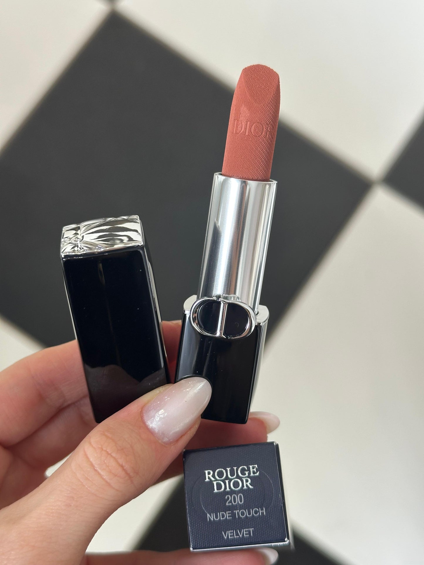 DIOR Rouge (New)
Lipstick Satin, Matte, Velvet Hydrating Floral Lip Care - Long Wear