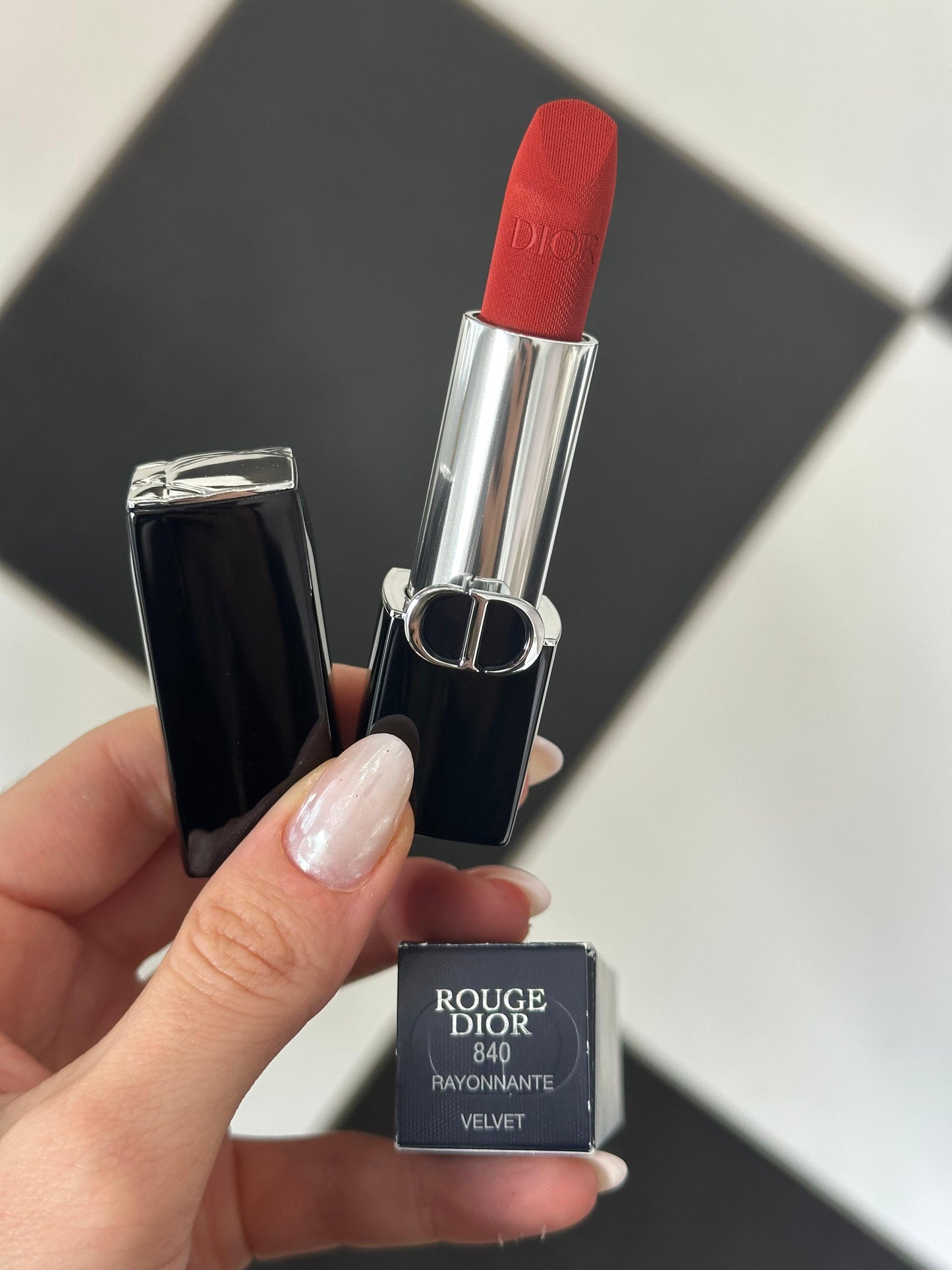 DIOR Rouge (New)
Lipstick Satin, Matte, Velvet Hydrating Floral Lip Care - Long Wear