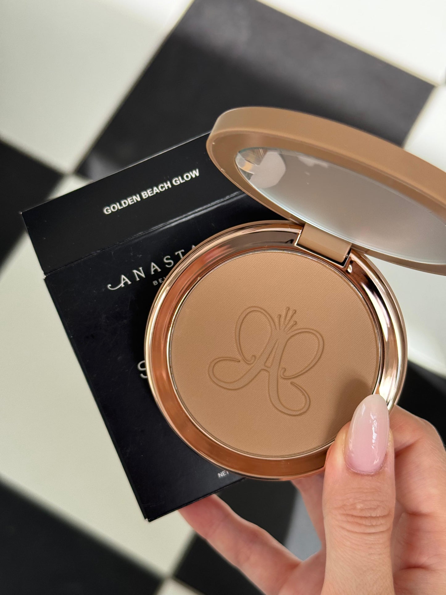 ANASTASIA BEVERLY HILLS Smooth Blur Bronzer - Golden Beach Glow