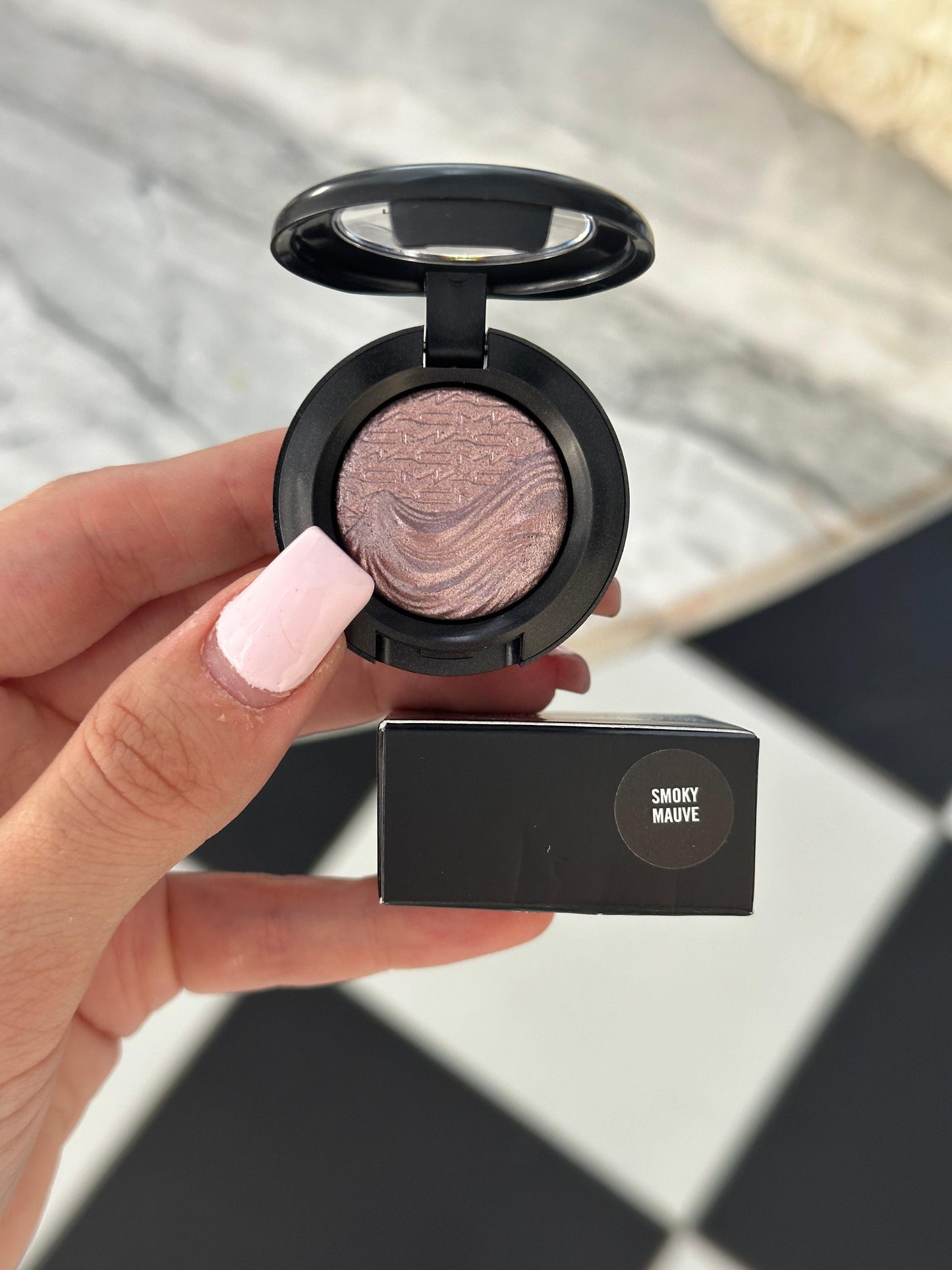 MAC Extra Dimension Eye Shadow