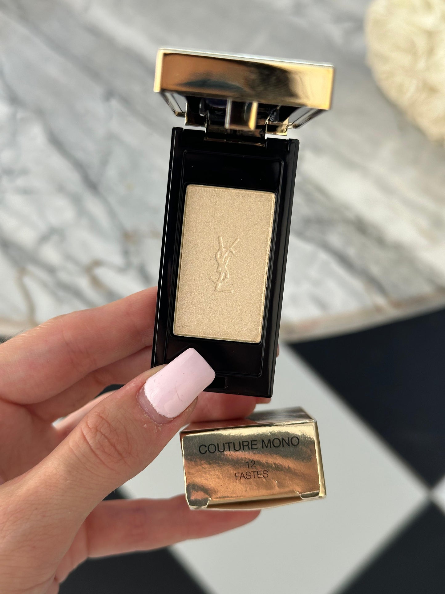 YSL Couture Mono Eyeshadow (12)
High-Impact Colour Eye