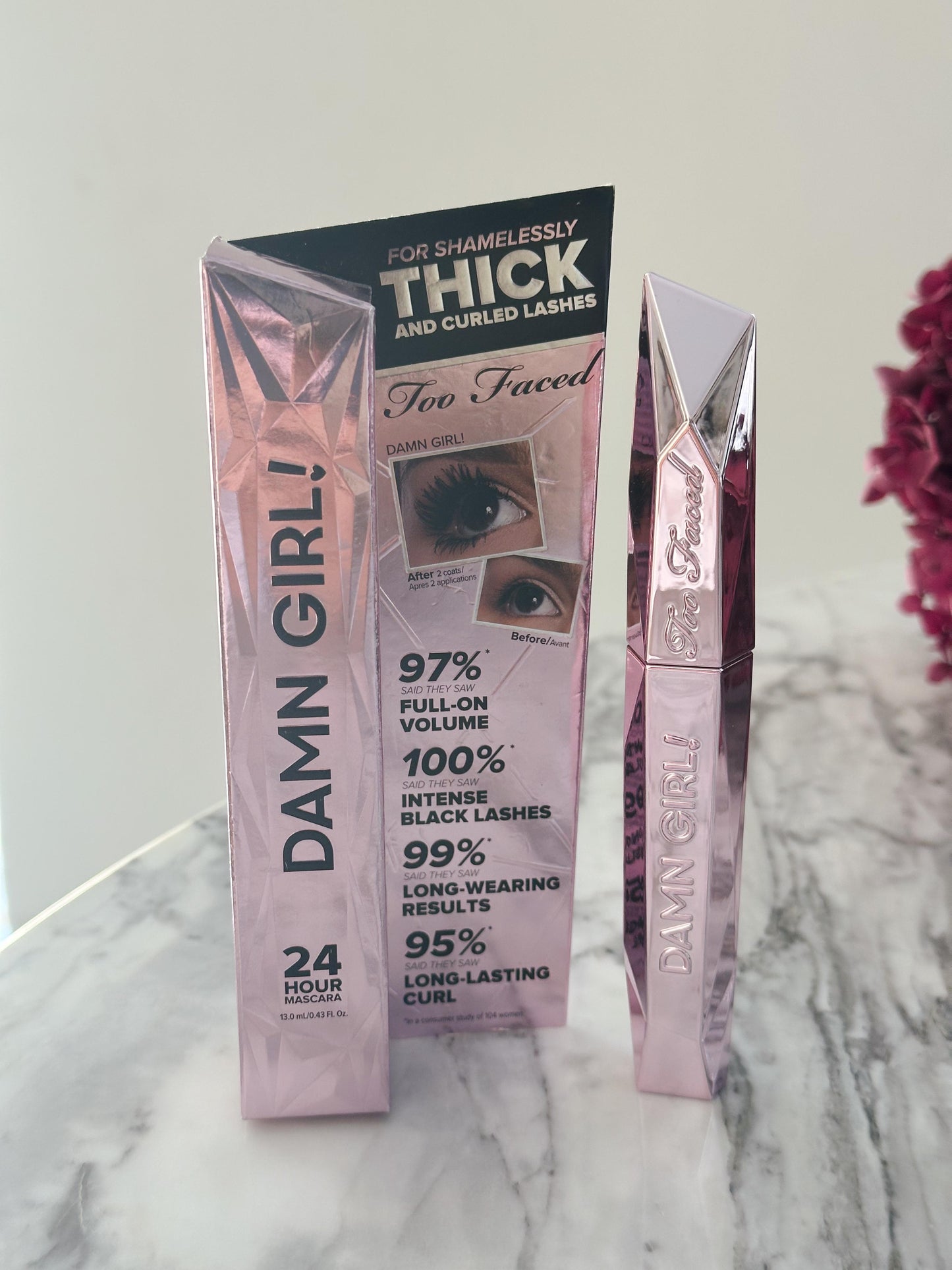 TOO FACED Damn Girl! 24-Hour Mascara
Shocking Volume, Outrageous Curl, Shameless Thickness