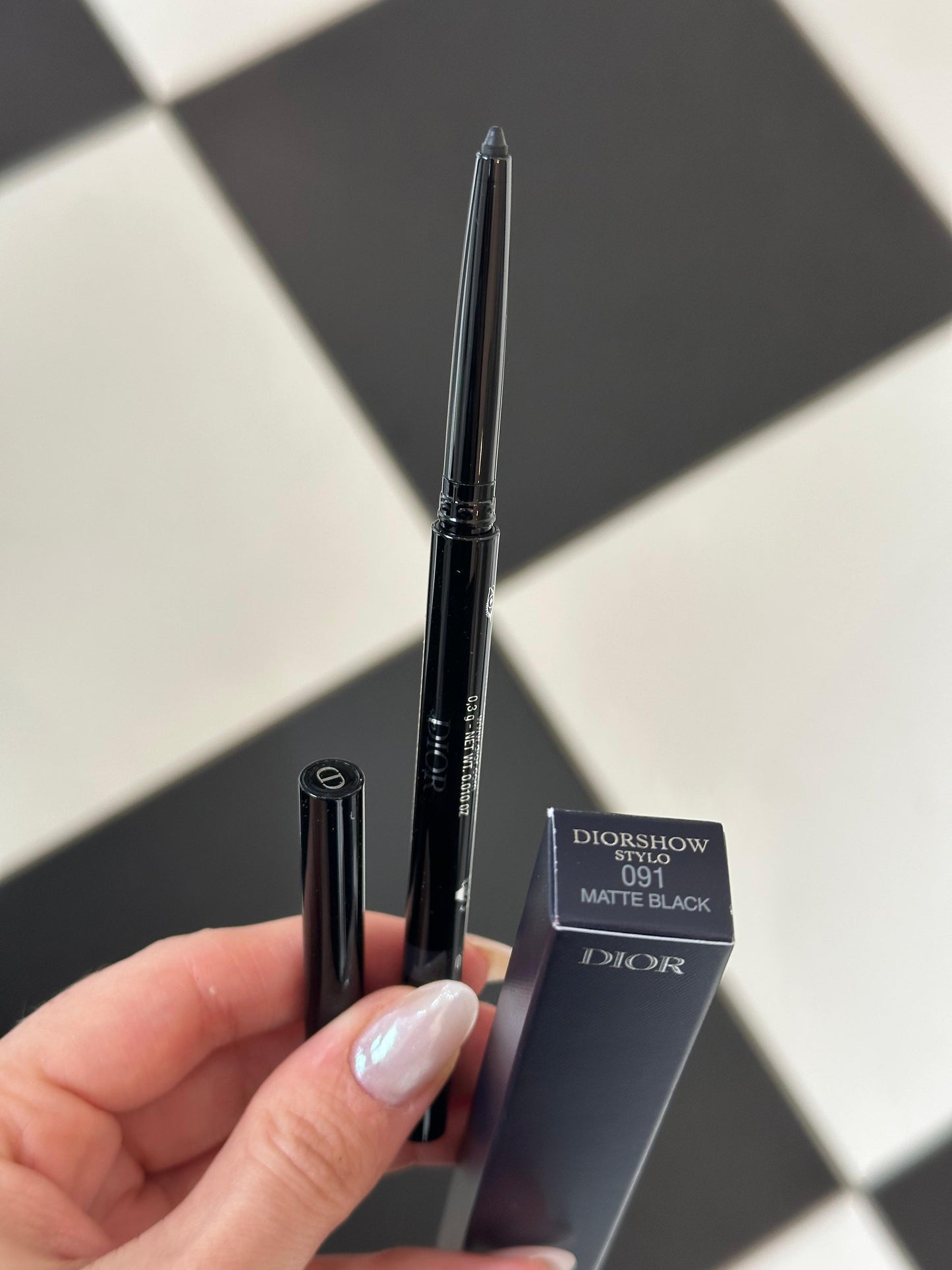 DIOR Diorshow Stylo (091)
24H-Wear Waterproof Eyeliner - Intense Color, Creamy Texture