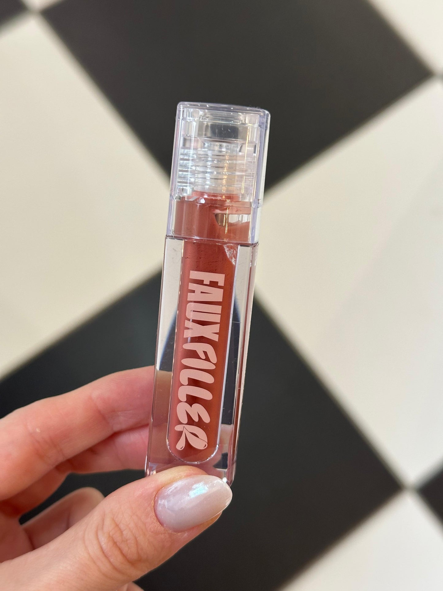 HUDA BEAUTY Faux Filler
Extra Shine Lip Gloss - Foxy