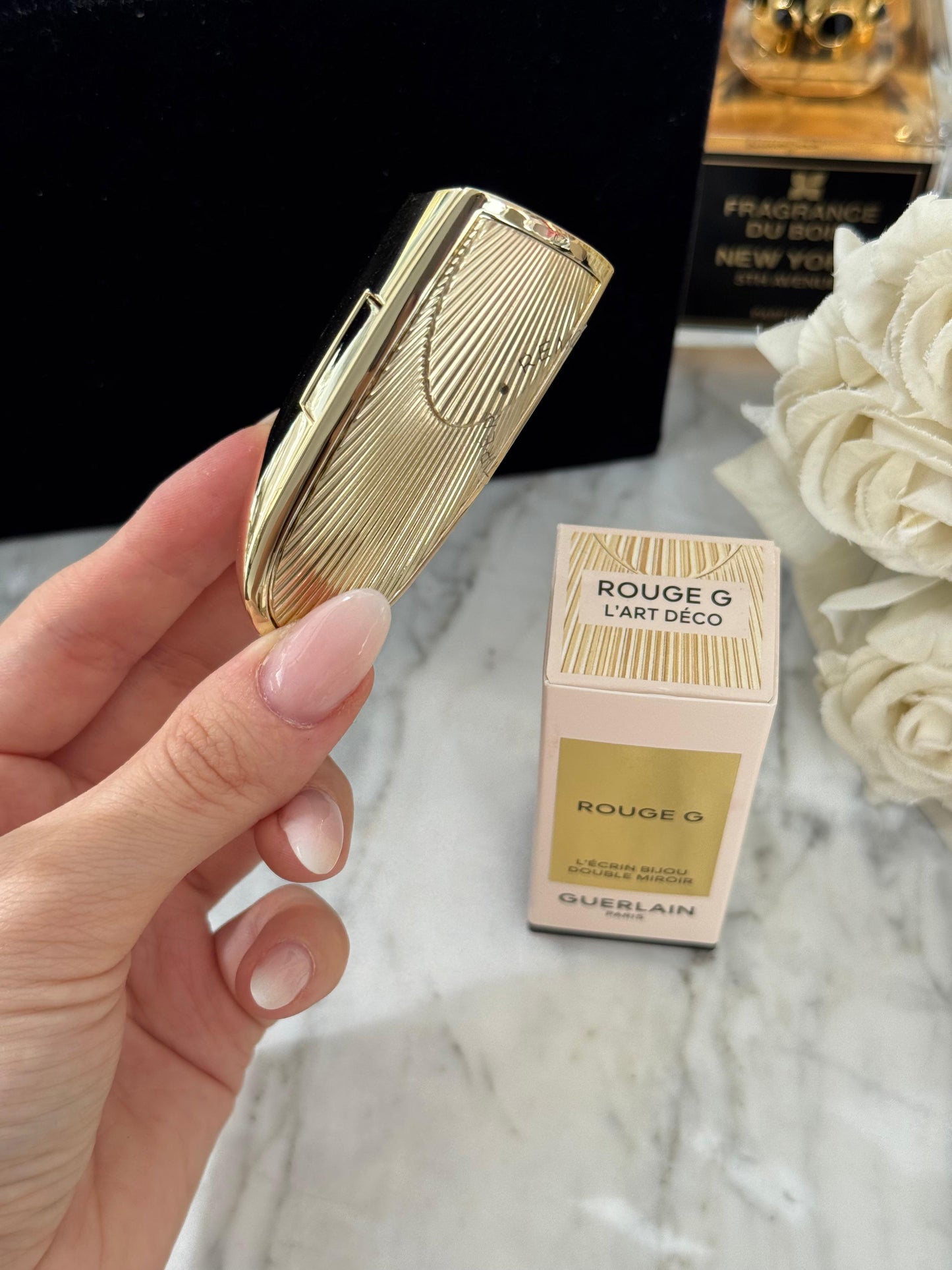 GUERLAIN Rouge G - L'Art Déco 
The Double Mirror Jewel Case