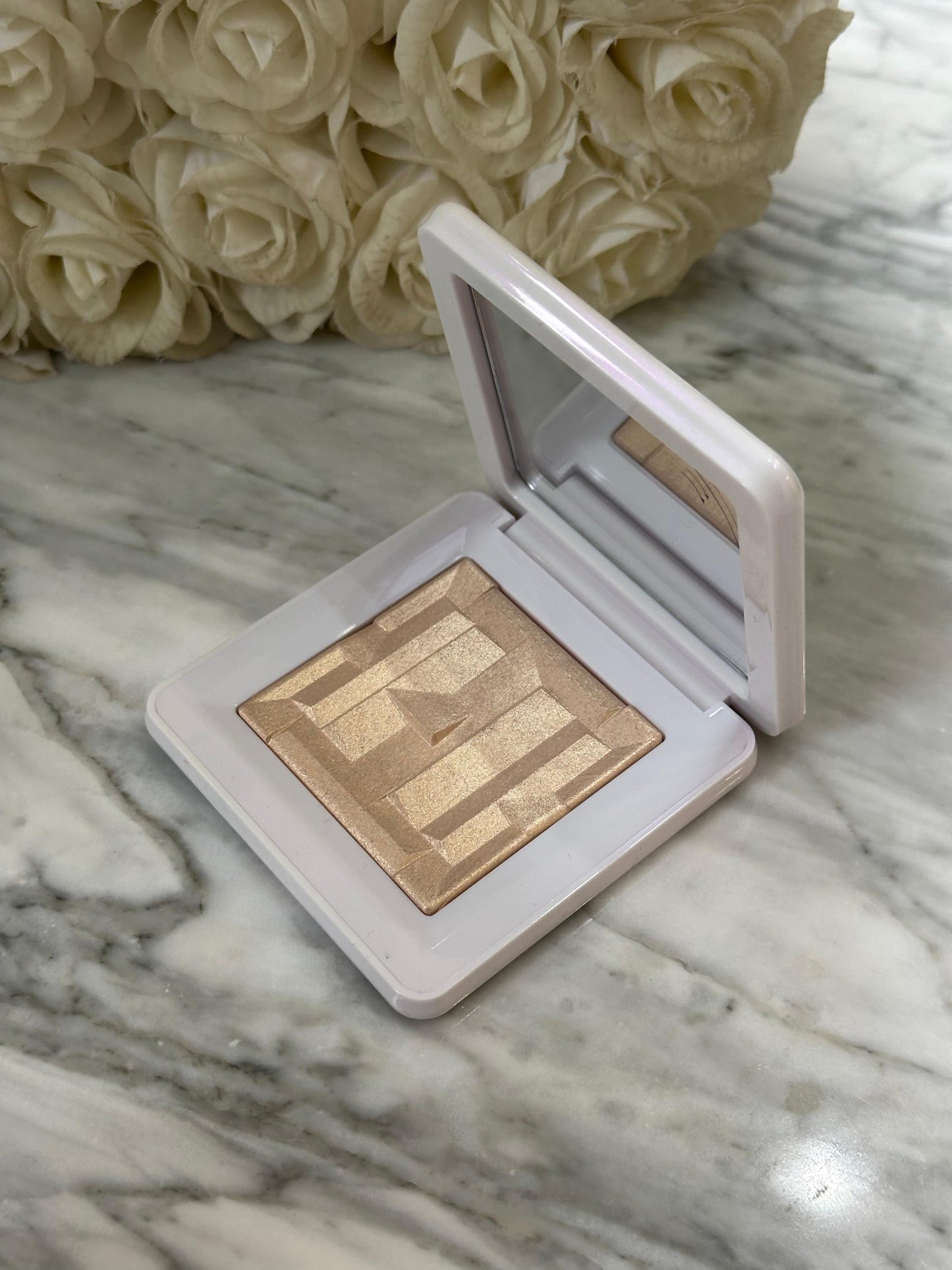 HAUS LABS By Lady Gaga
Bio-Radiant™ Gel-Powder Highlighter - Sunstone Gold