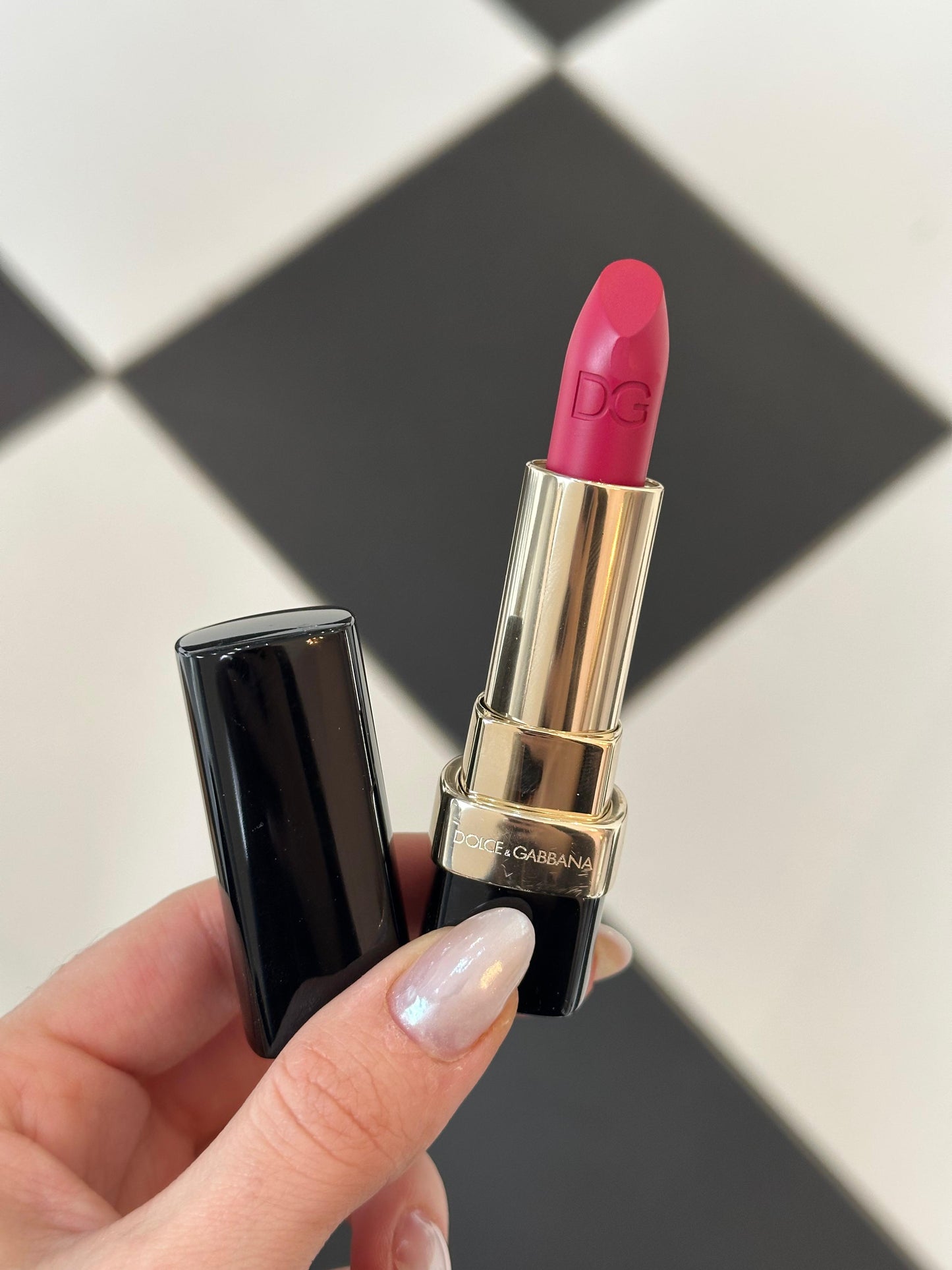 DOLCE&GABBANA Dolce Matte Lipstick (Pa kuti)