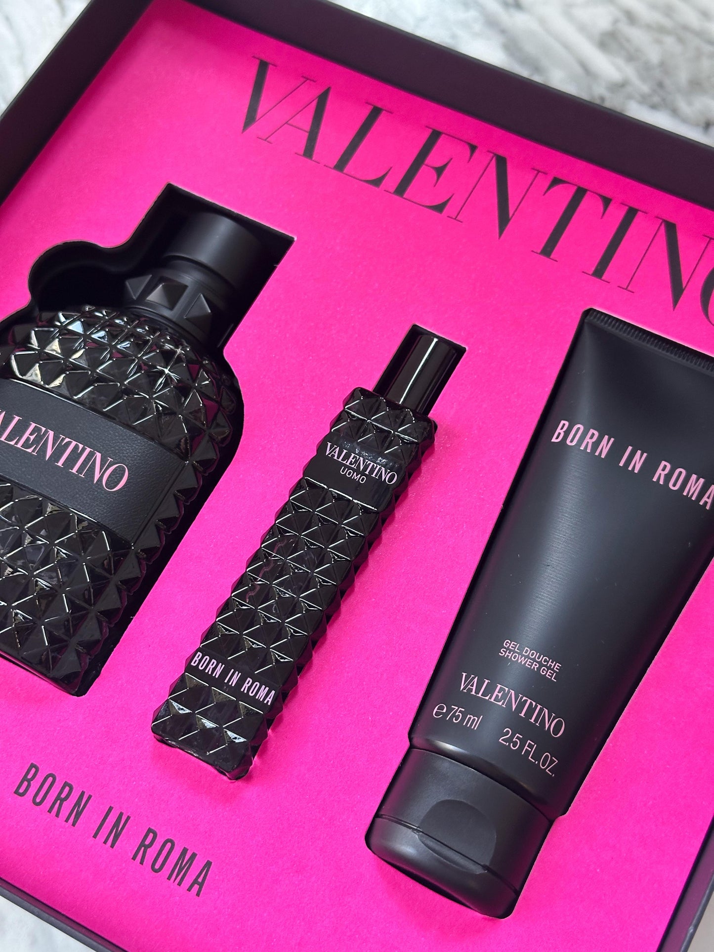 VALENTINO Born In Roma Uomo
Eau De Toilette 100ml Gift Set