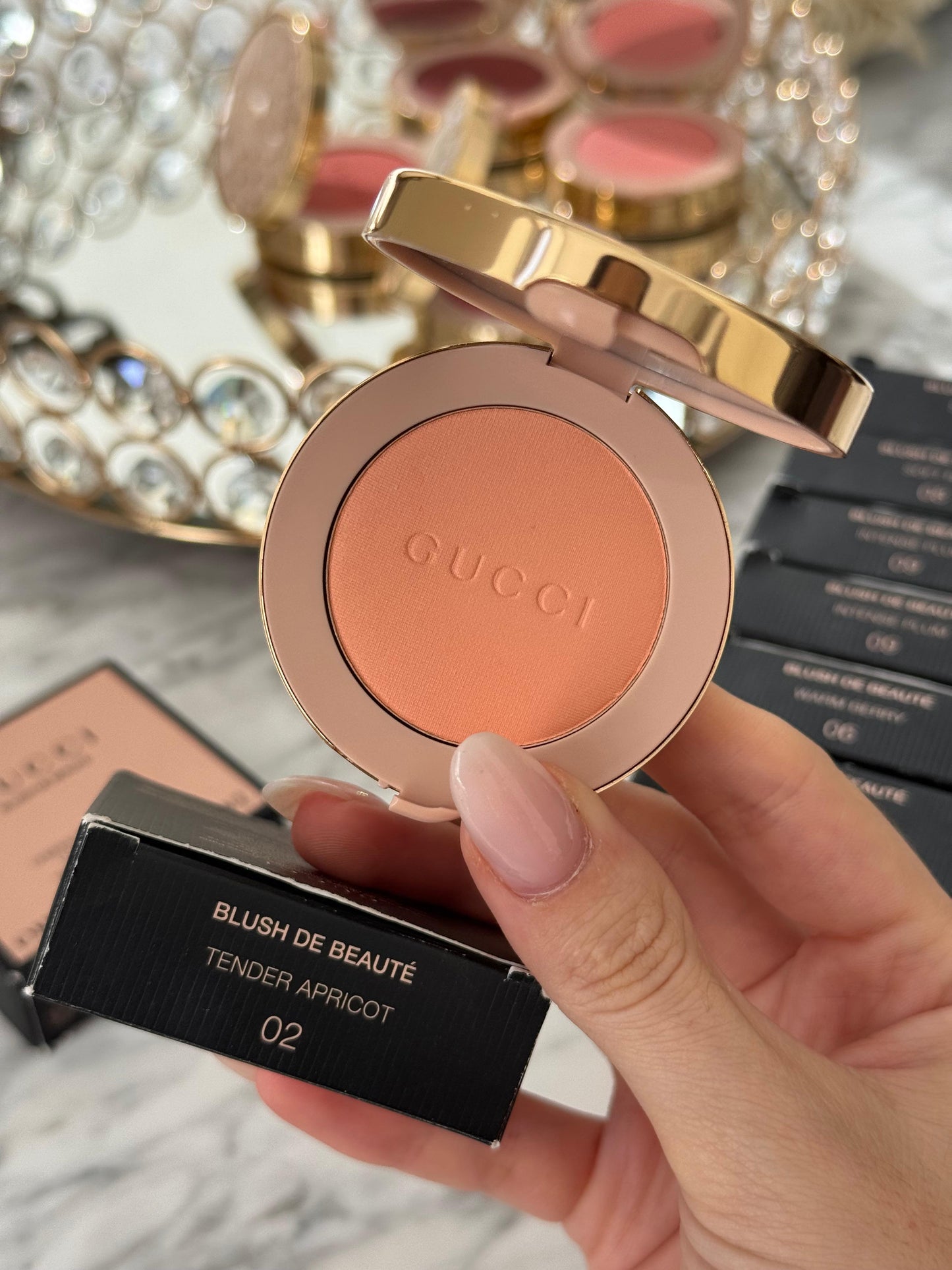 GUCCI Blush De Beauté - Cheeks & Eyes Powder Luminous Matte (02)