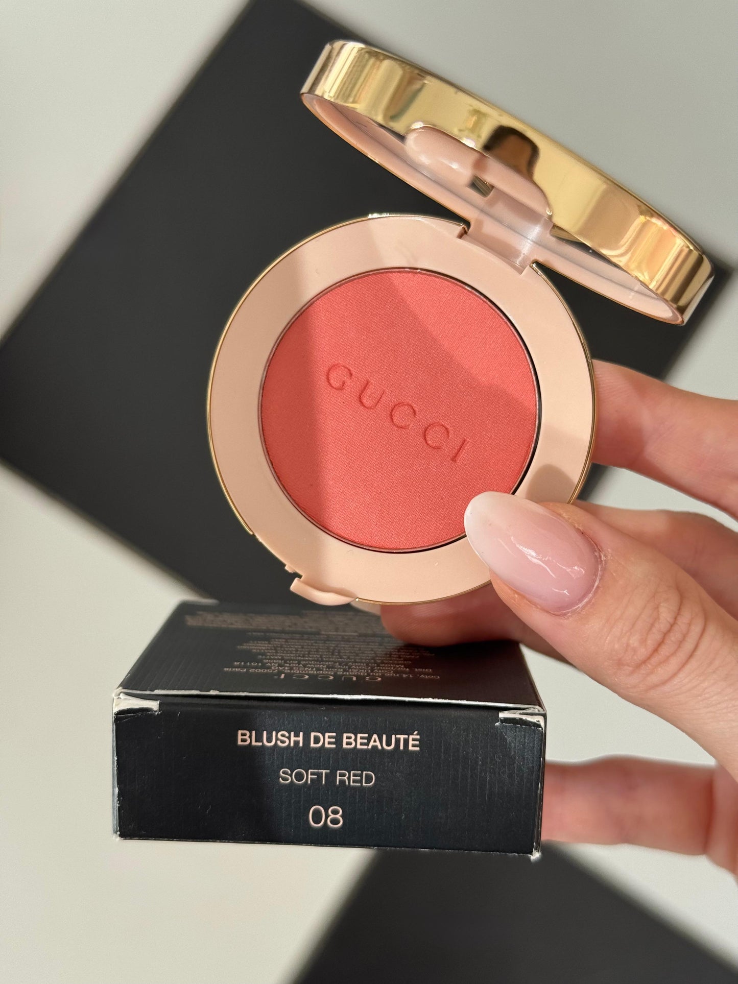 GUCCI Blush De Beauté - Cheeks & Eyes Powder Luminous Matte (08)